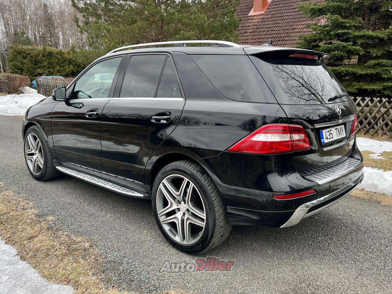 Mercedes-Benz ML 350 AMG, HarmonKardon, Designo 3.0 190kW - Autodiiler