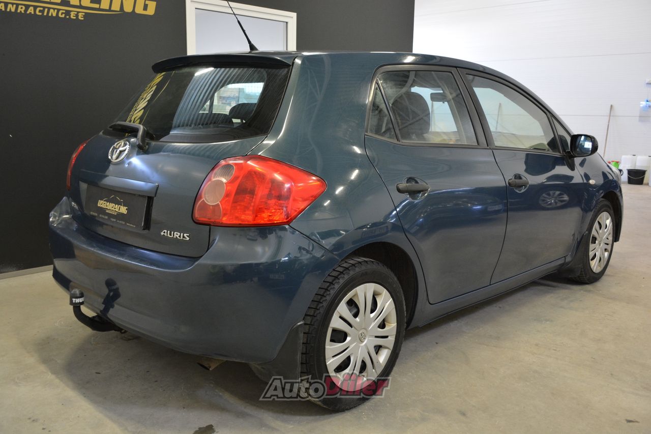 Toyota Auris 1.4 71kW - Autodiiler