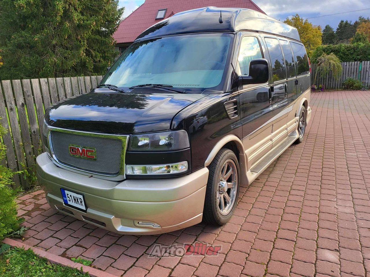 GMC Savana ELITE 5.3 231kW - Autodiiler