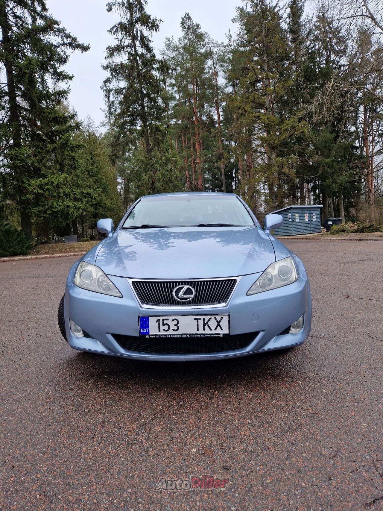 Lexus IS 220 2.2 130kW - Autodiiler