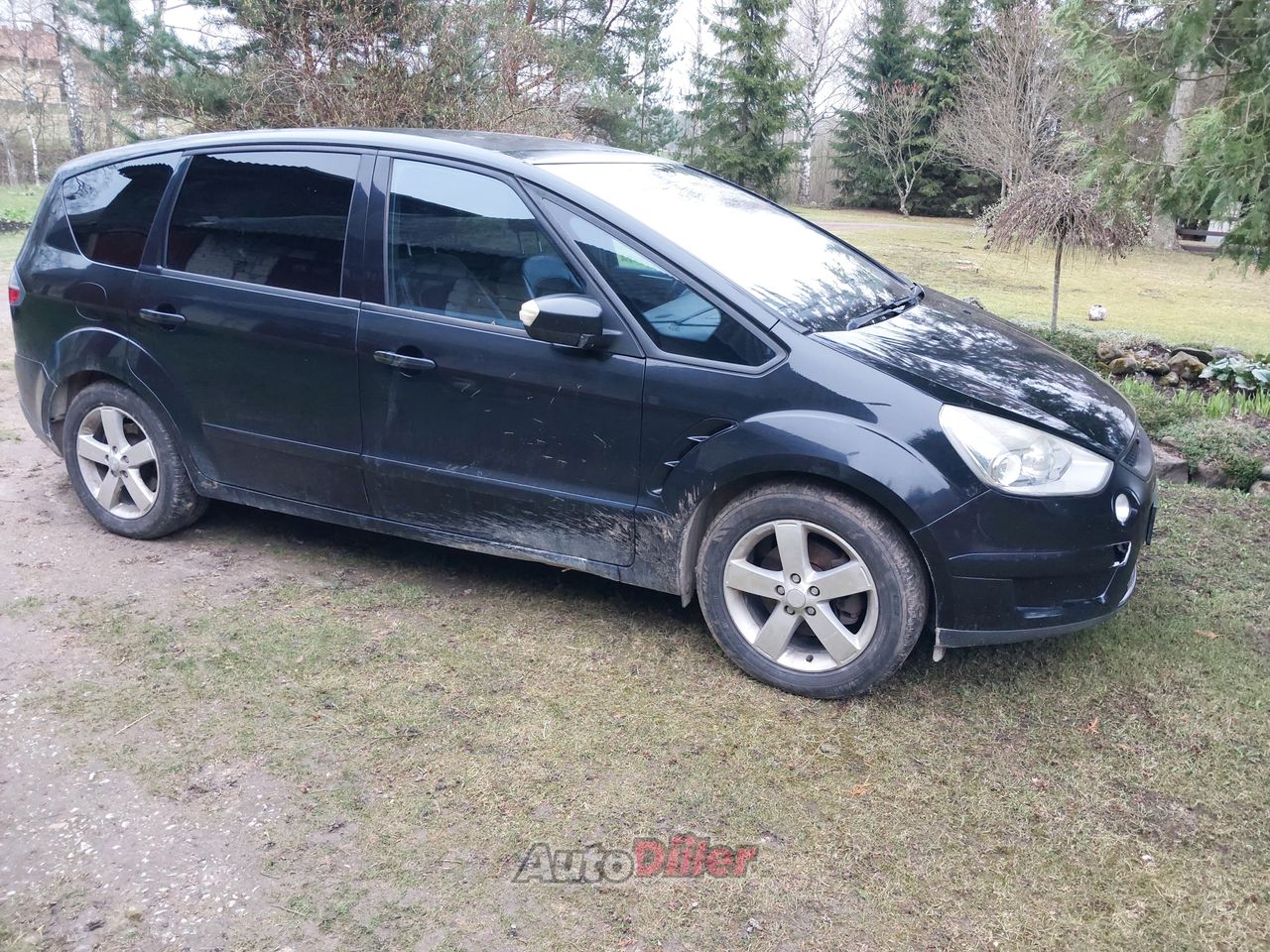 Ford S-MAX Titanium 2.0 103kW - Autodiiler