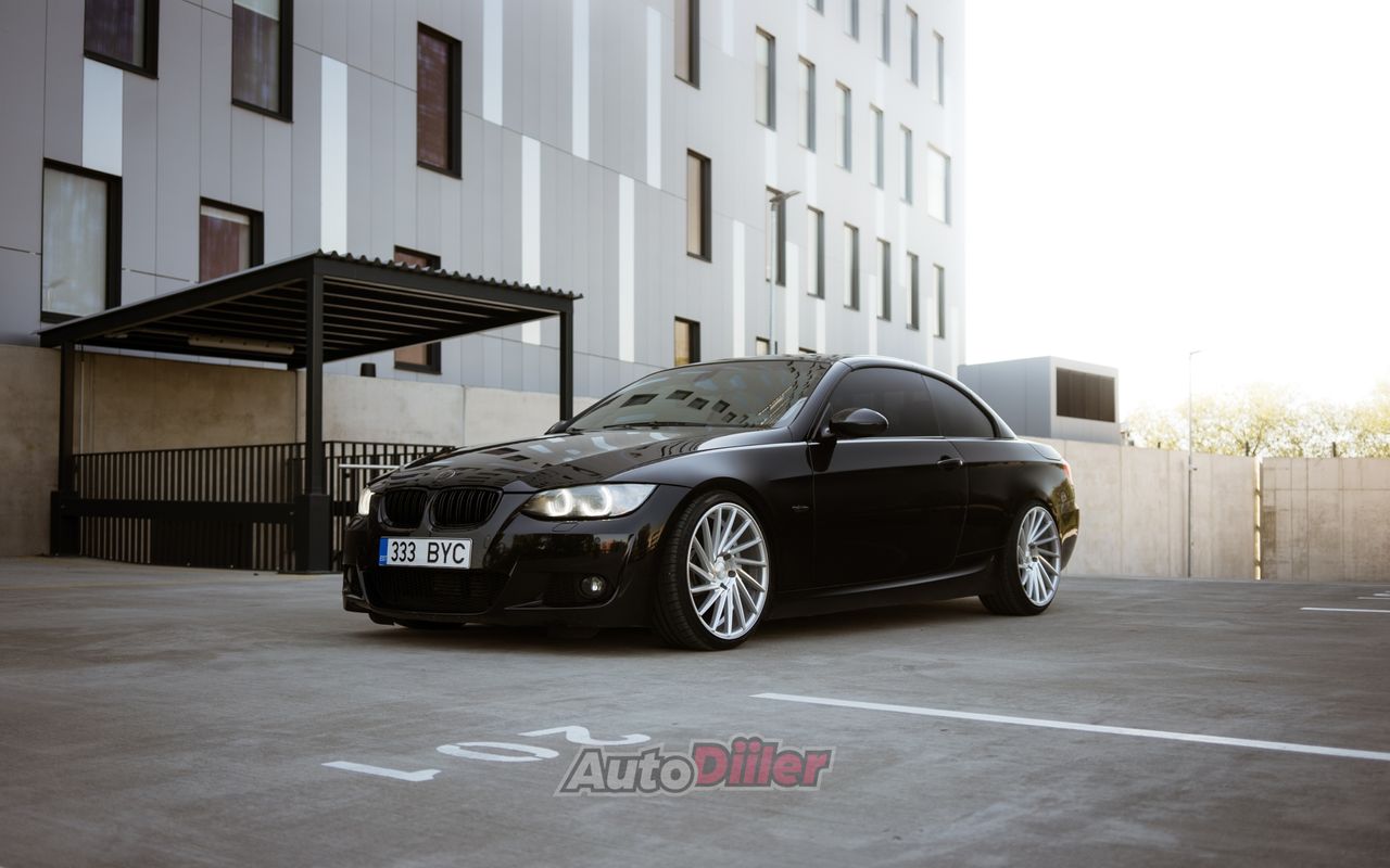 BMW 325 3.0 145kW - Autodiiler