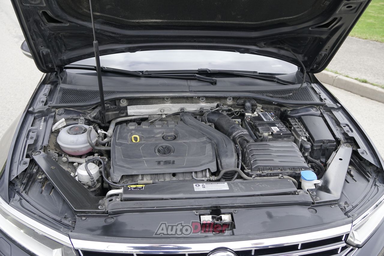 Volkswagen Passat R-Line Premium 1.5 110kW - Autodiiler