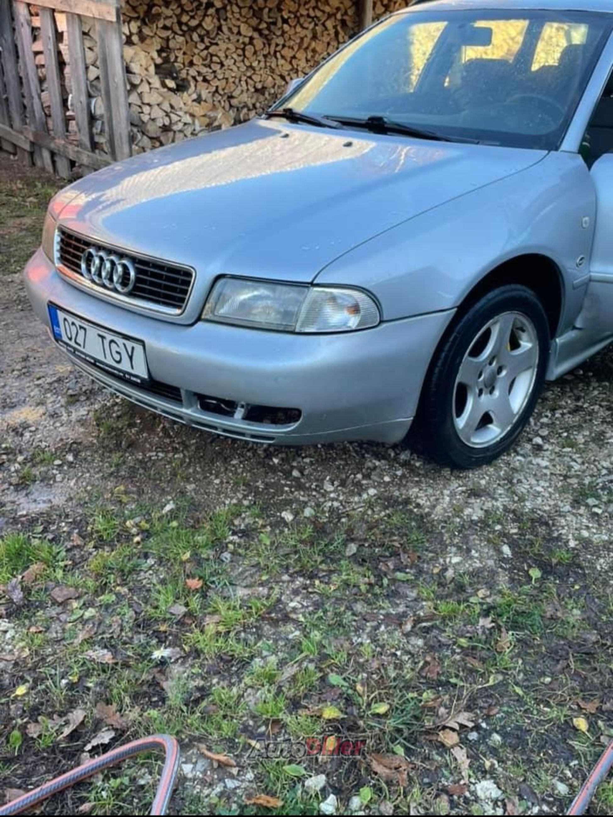 Audi A4 1.8 92kW - Autodiiler