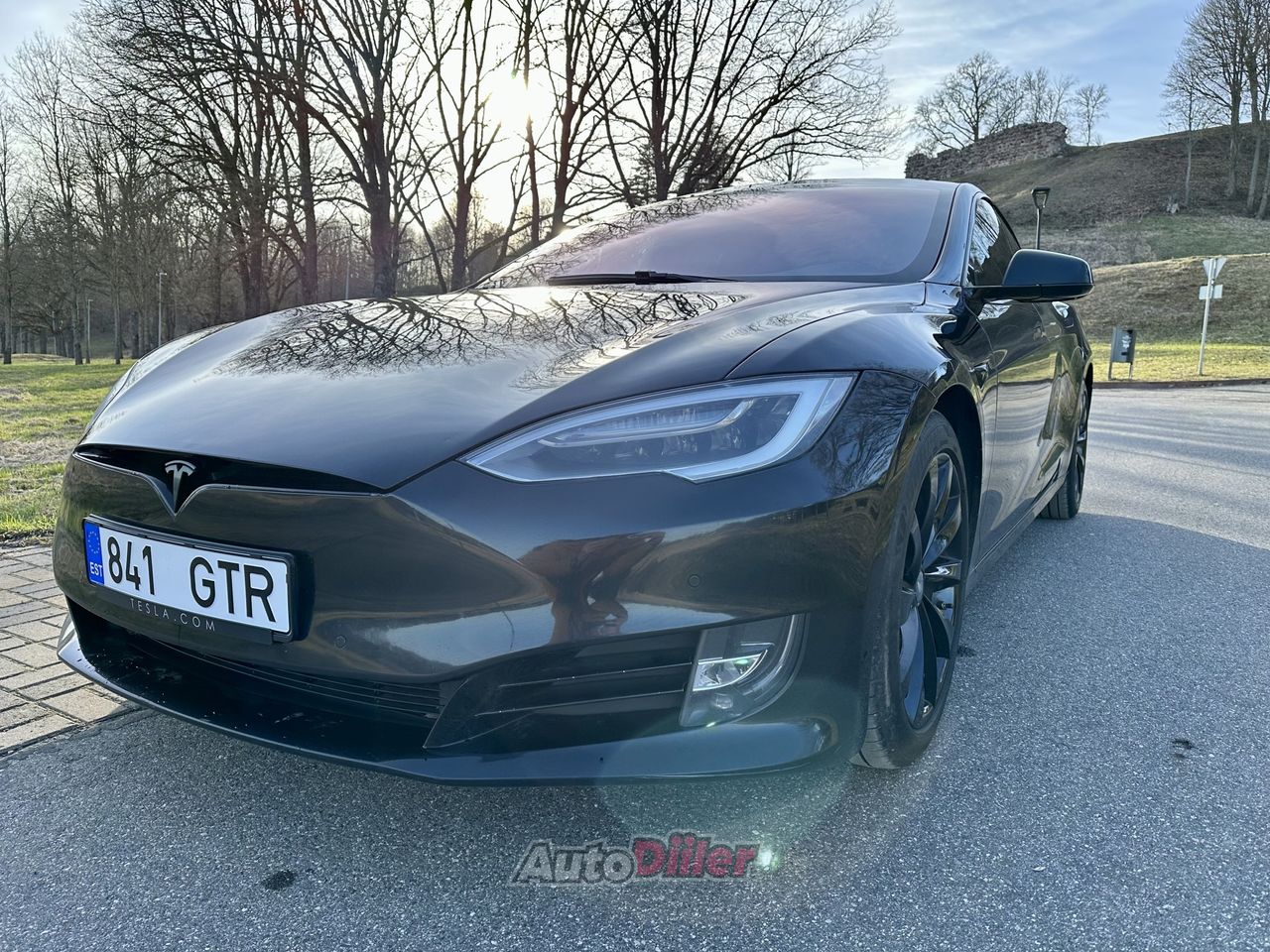 Tesla Model S 75d AWD Blackout Edition 386kW - Autodiiler