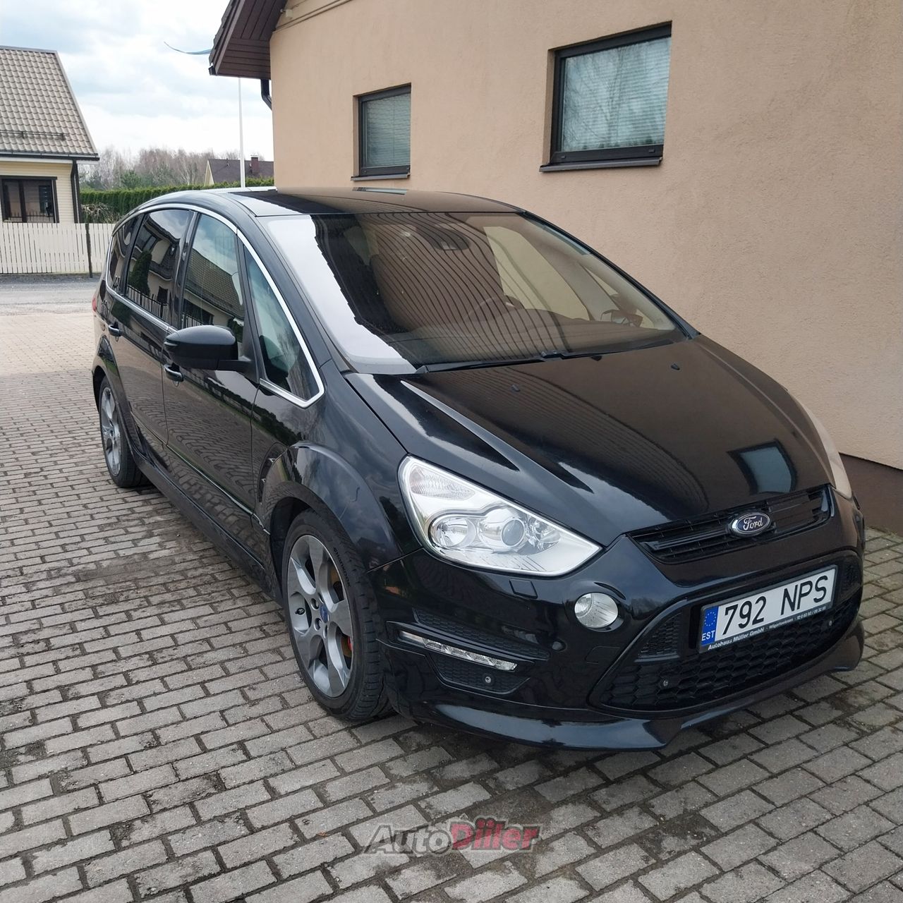 Ford S-MAX St-Titanium 2.2 147kW - Autodiiler