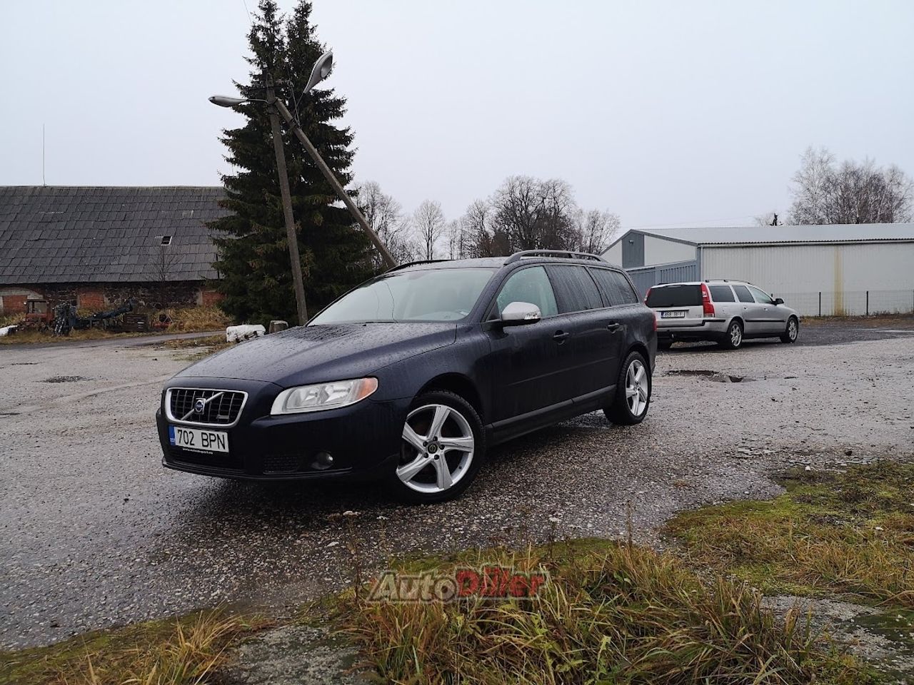 Volvo V70 2.0 100kW - Autodiiler