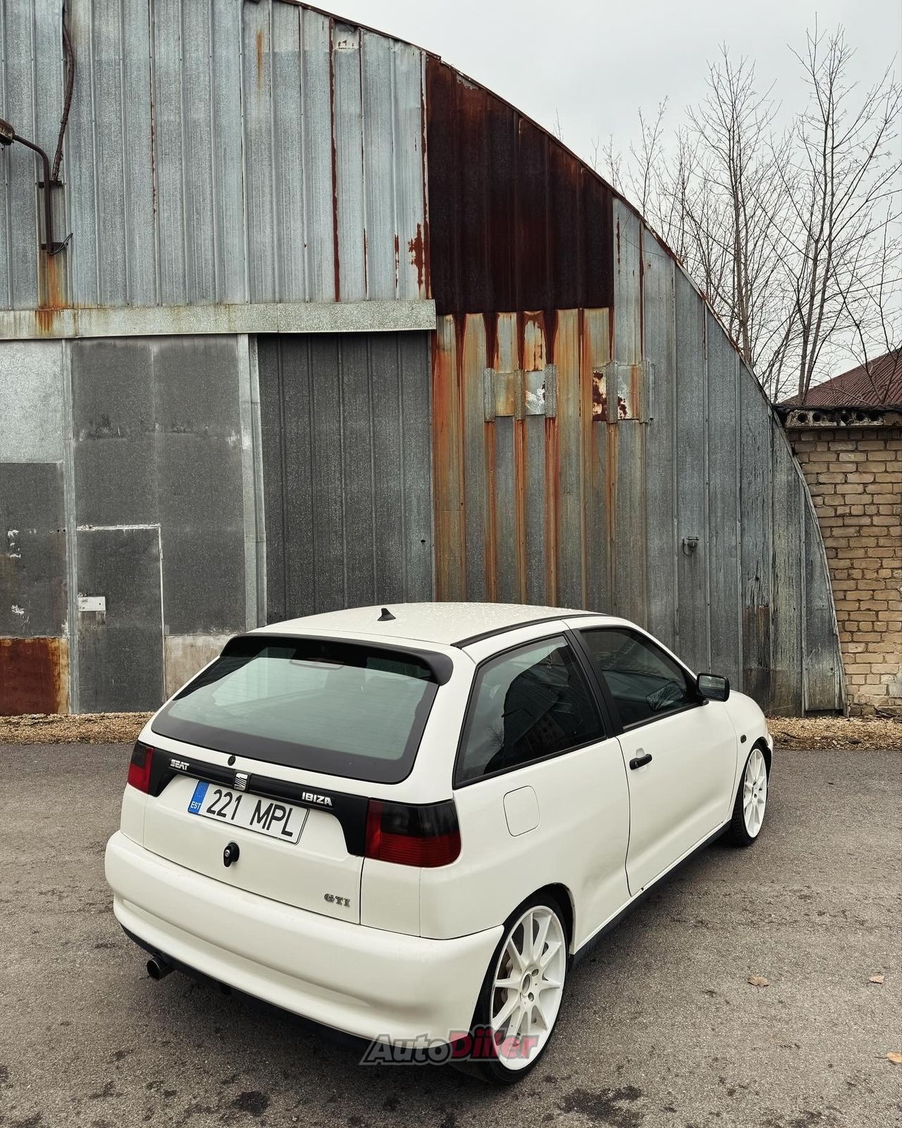 SEAT Ibiza 1.6 55kW - Autodiiler