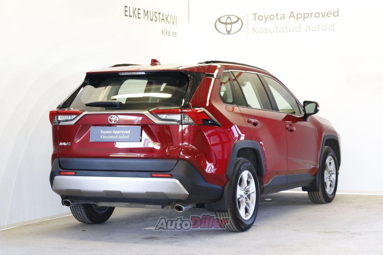 Toyota RAV4 Luxury Comfort Pakett 2.0 129kW - Autodiiler