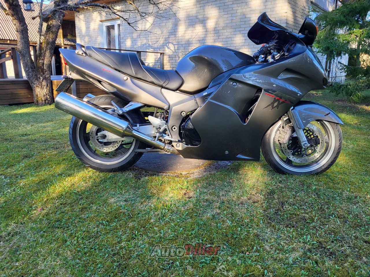 Honda CBR 1100 XX 118kW - Autodiiler