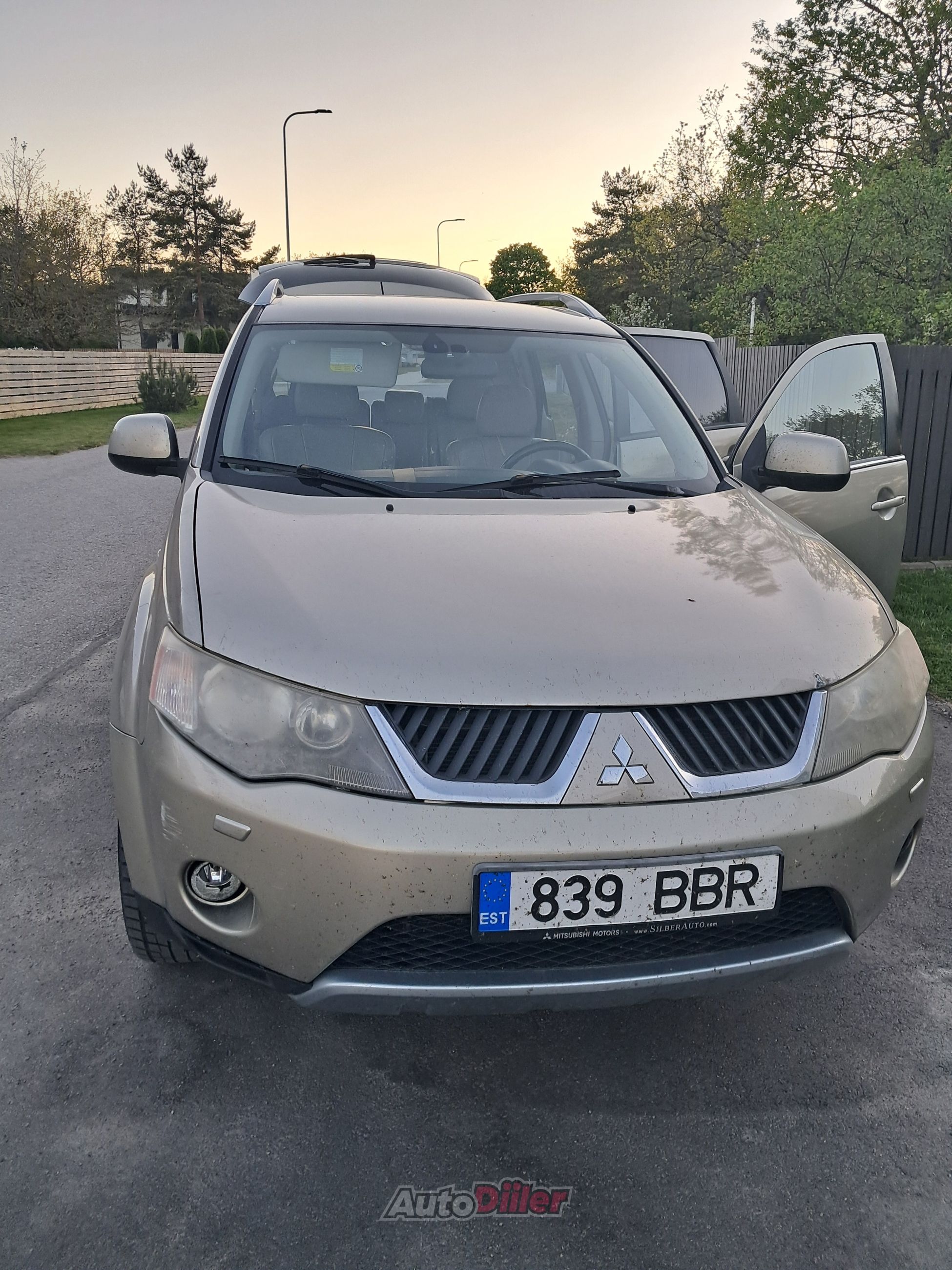 Mitsubishi Outlander 2.0 125kW - Autodiiler