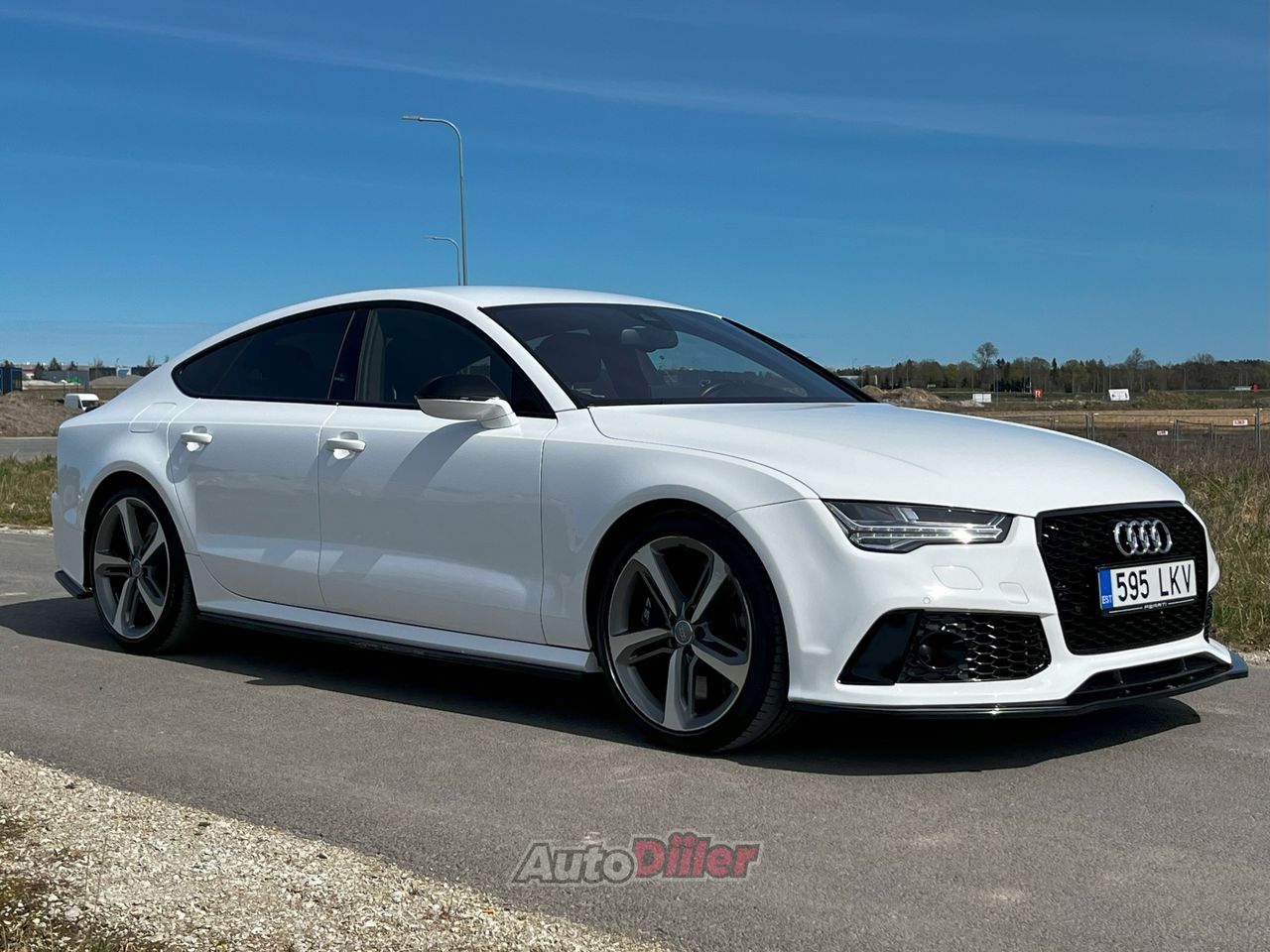 Audi S7 Quattro Akrapovic 4.0 331kW - Autodiiler