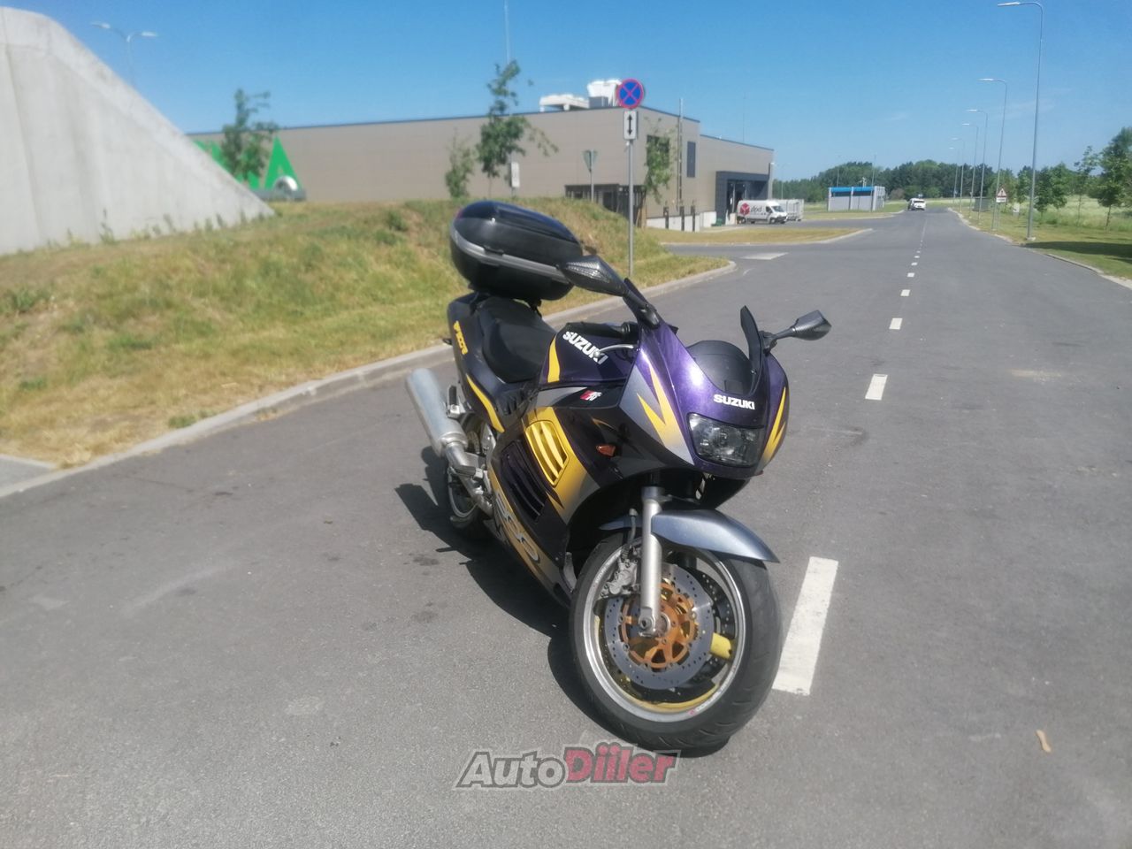 Suzuki RF 900R 0.9 72kW - Autodiiler