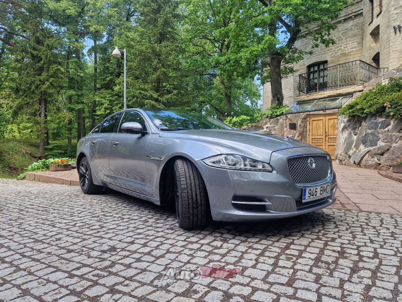 Jaguar XJ X351 3.0 202kW - Autodiiler