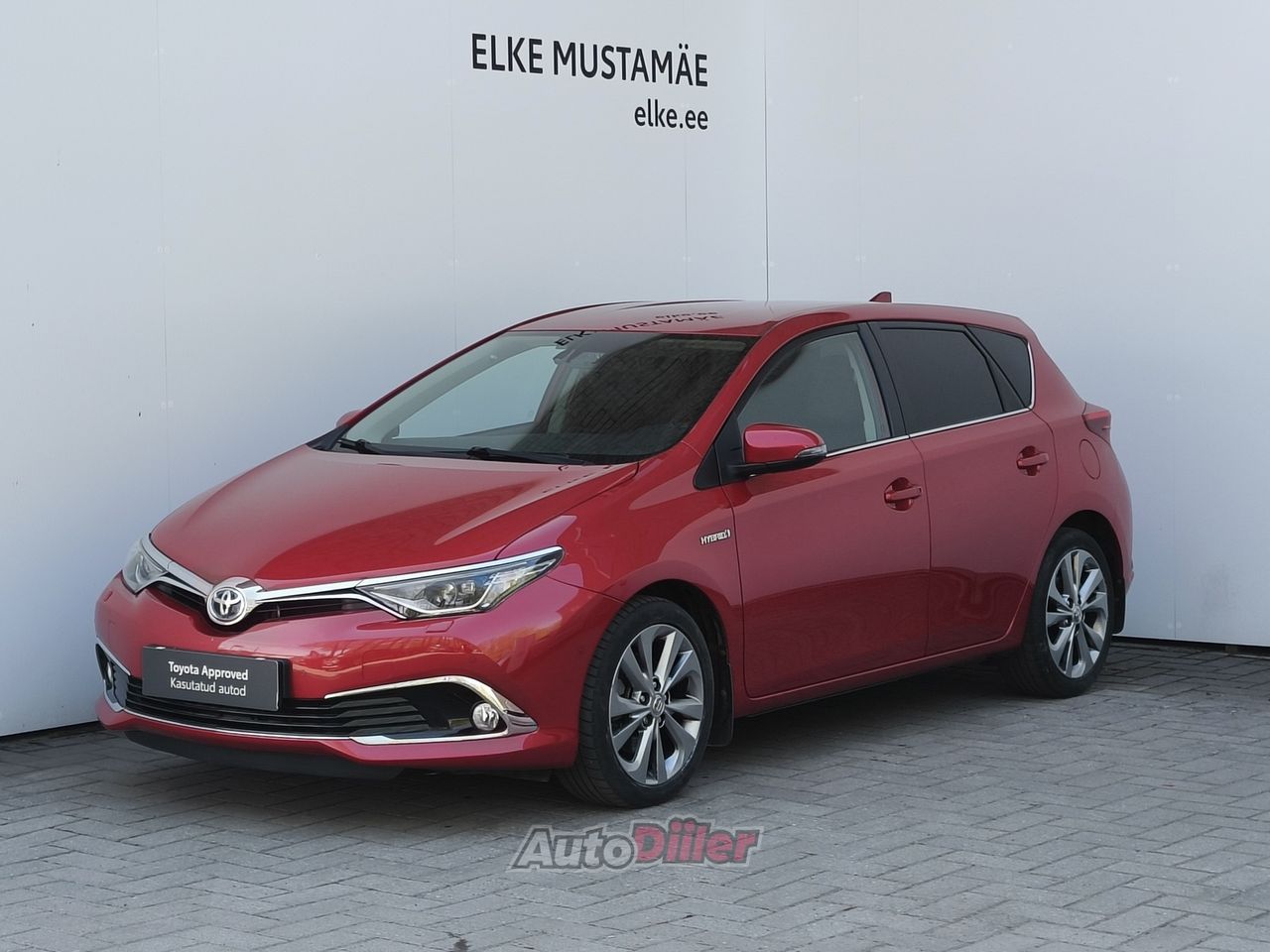 Toyota Auris Luxury 1.8 73kW - Autodiiler