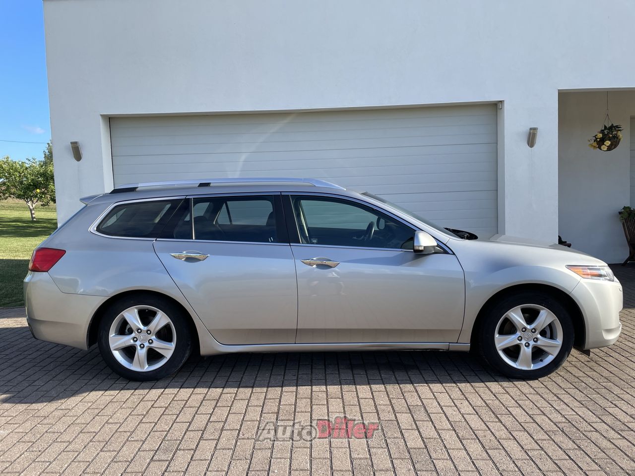 Honda Accord 2.0 115kW - Autodiiler