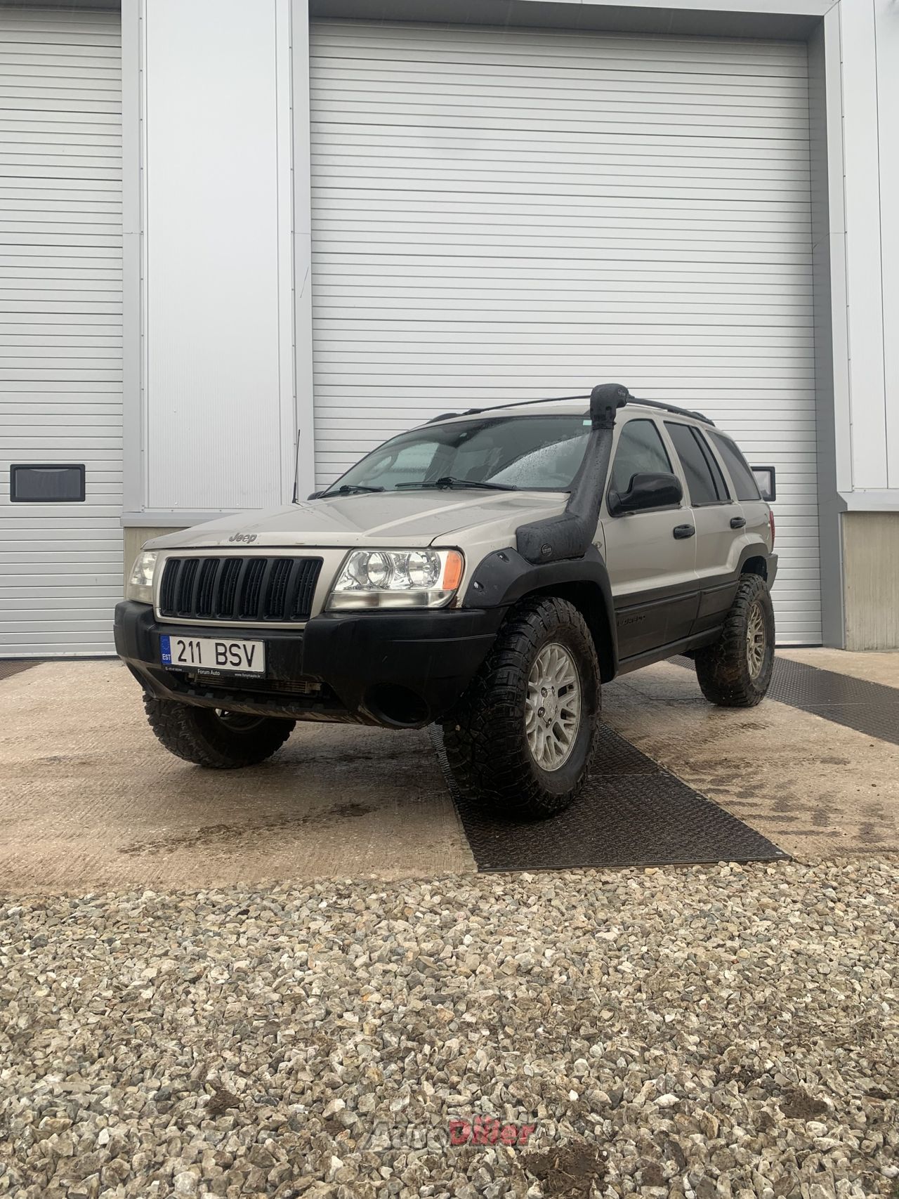 Jeep Grand Cherokee 4.0 140kW - Autodiiler