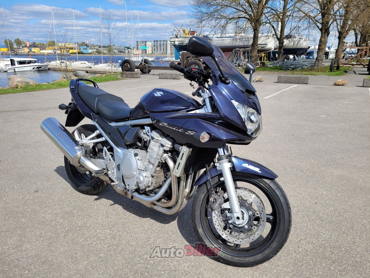 Suzuki GSF ABS 0.7 63kW - Autodiiler