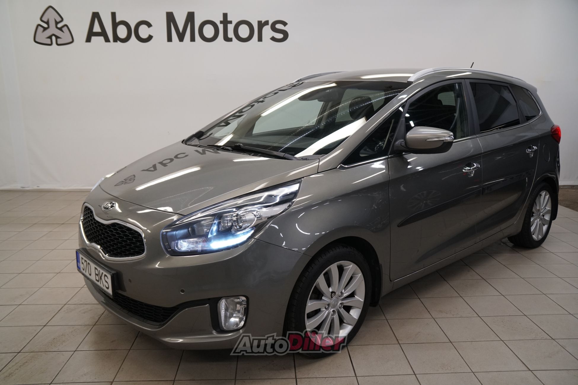 Kia Carens 2.0 122kW Autodiiler