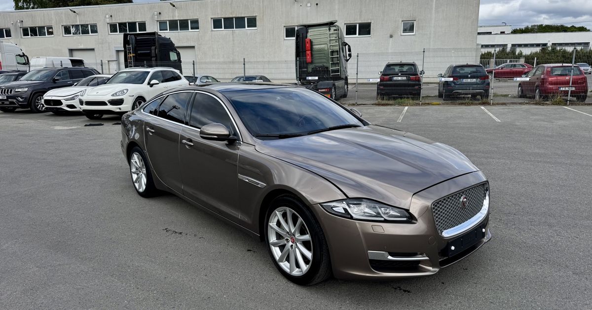 Jaguar XJ 3.0