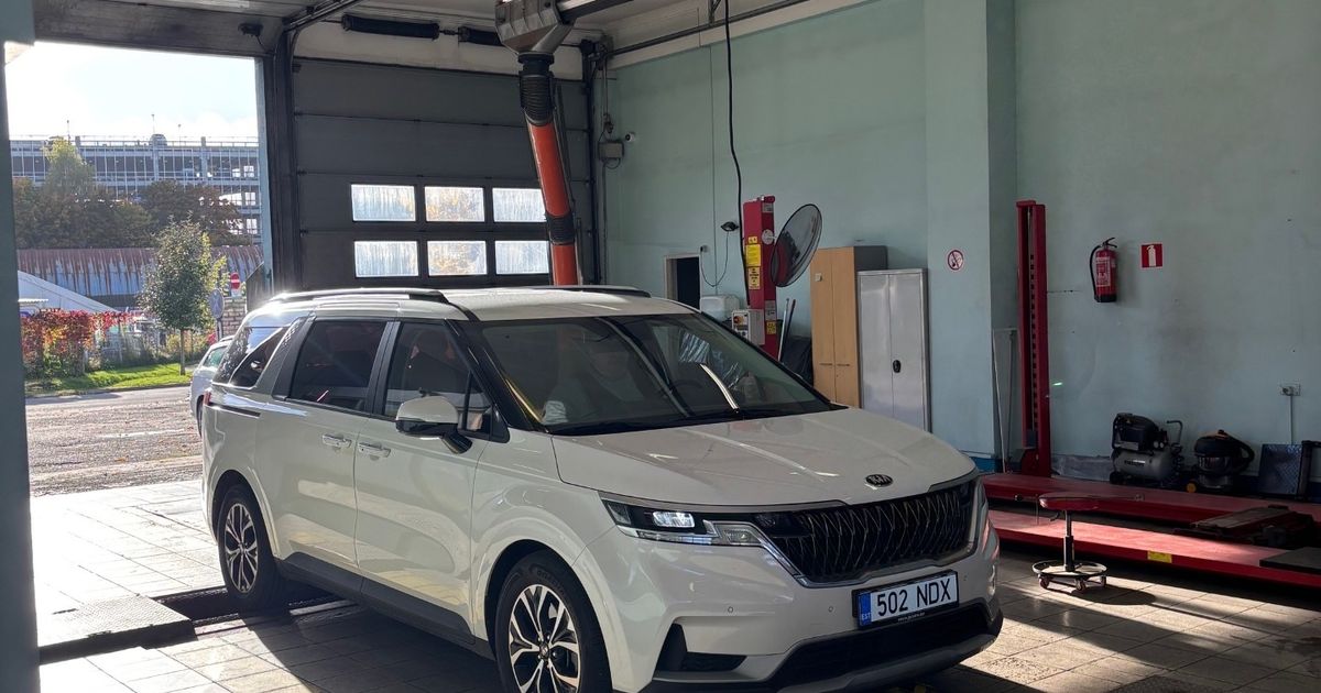 Kia Carnival Prestige 147kW