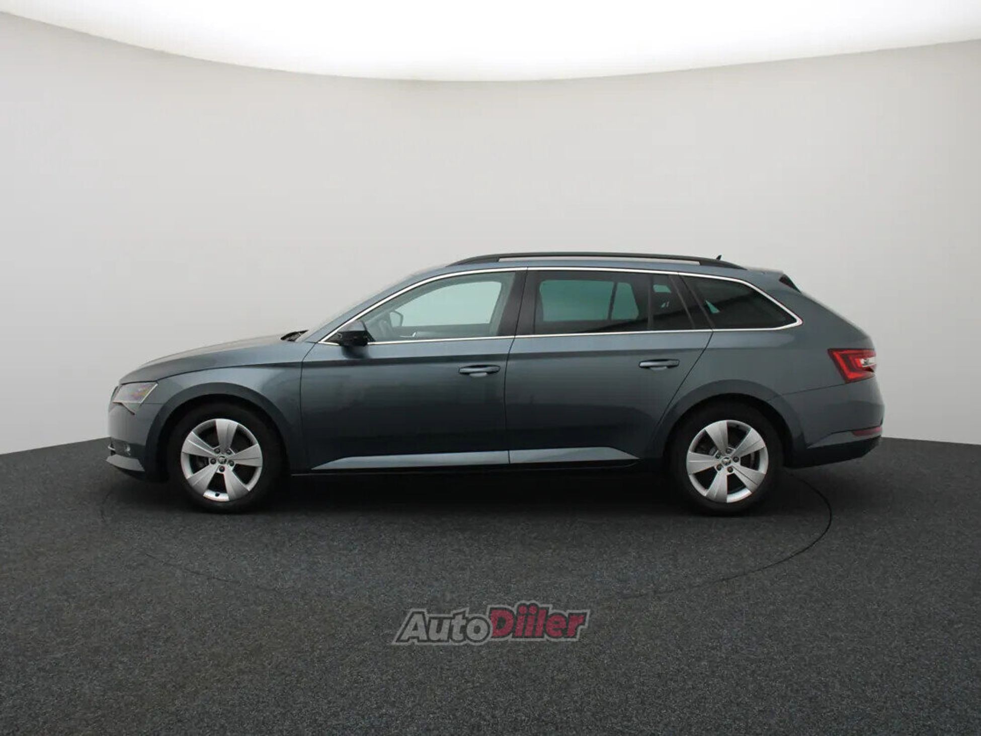 Skoda Superb Style 1.6 88kW 2019, photo 6/10