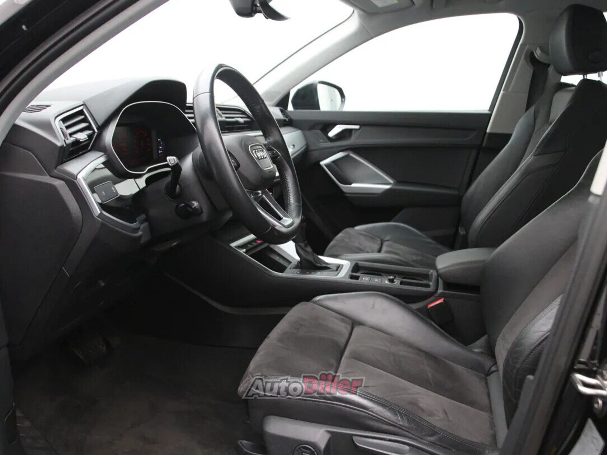 Audi Q3 2019, kuva 4/10