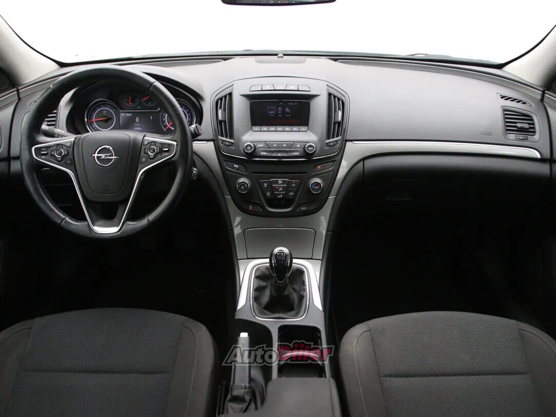 Opel Insignia Edition 1.6 100kW 2016, photo 2/10