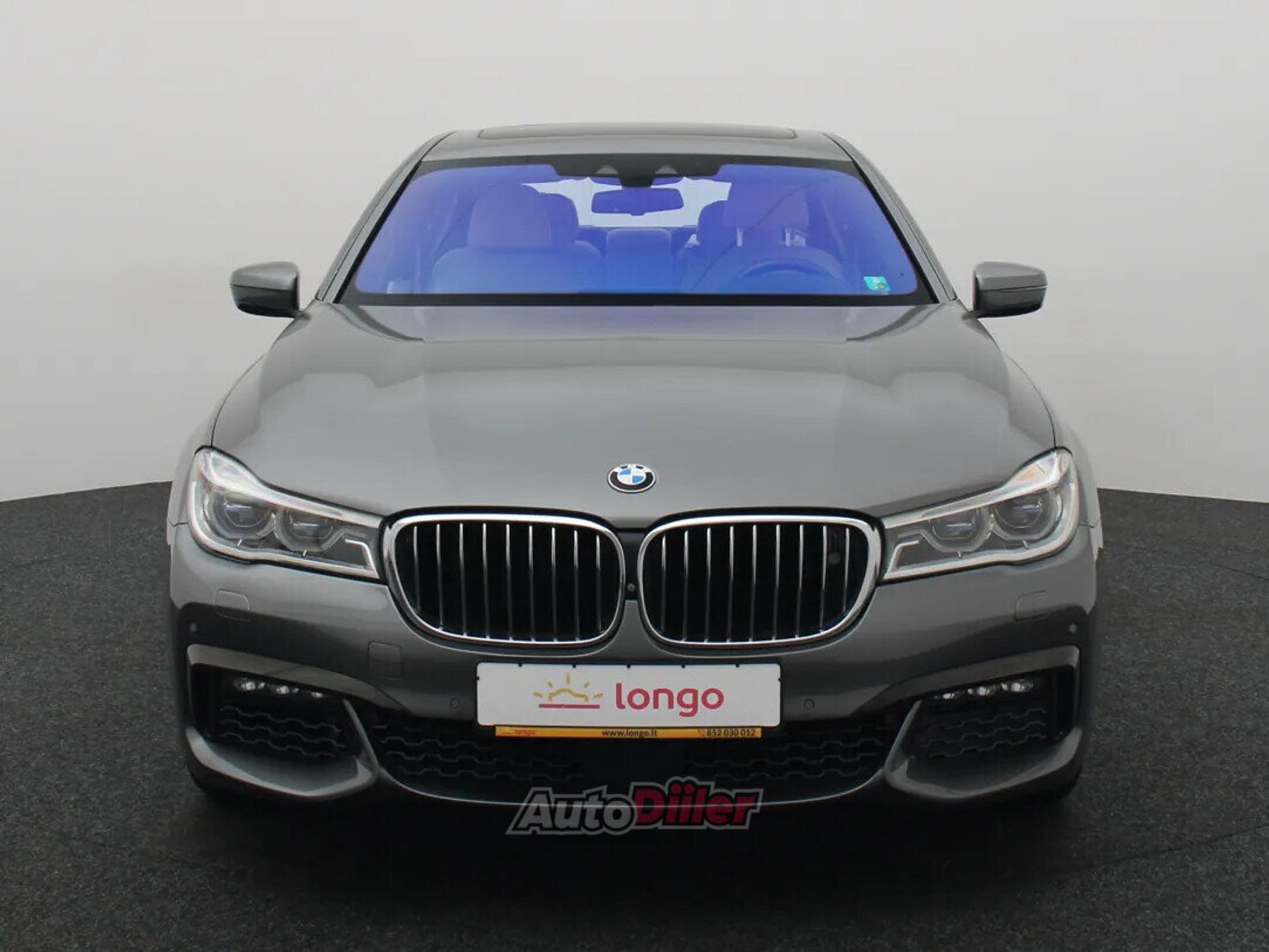 BMW 750 High Executive 4.4 330kW 2015, kuva 3/10