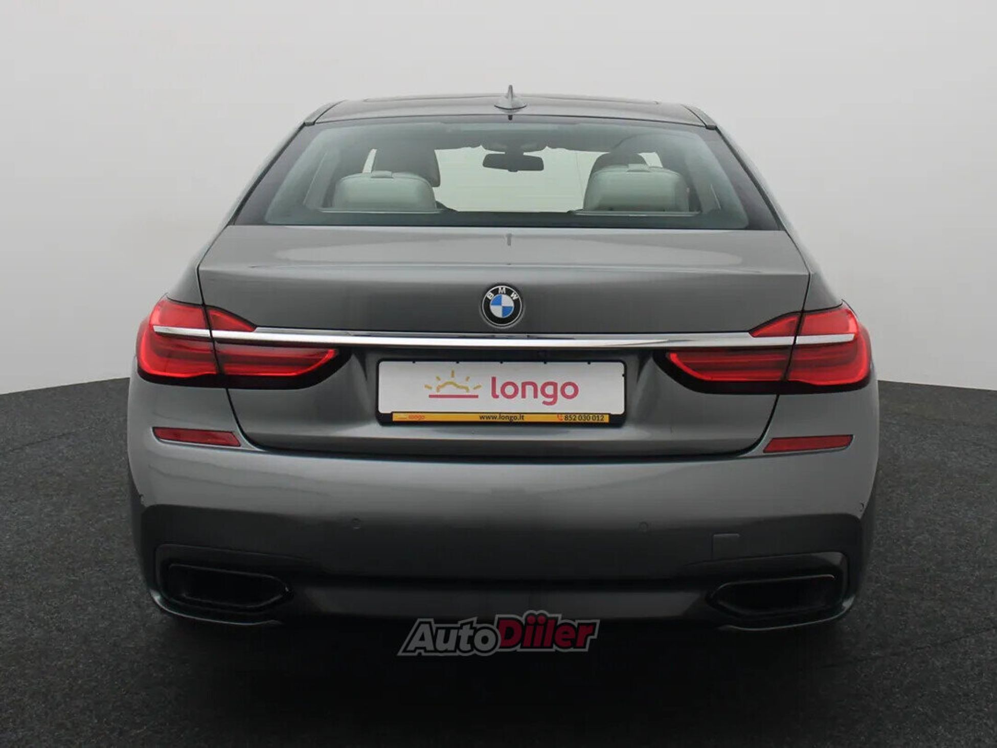 BMW 750 High Executive 4.4 330kW 2015, kuva 5/10
