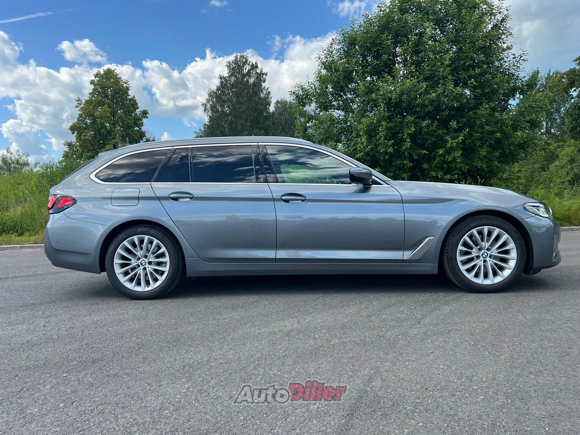 BMW 520 xDrive 2.0 140kW 2021, kuva 6/10