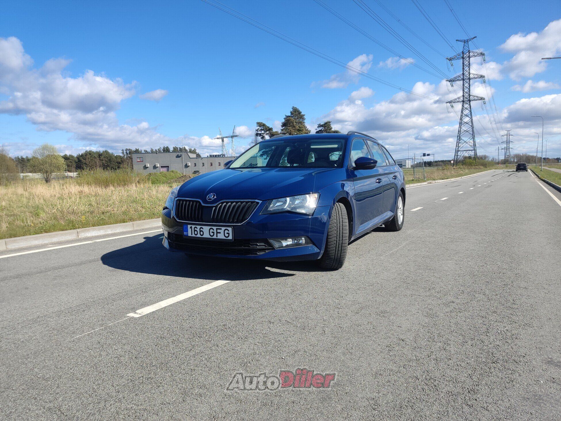 Skoda Superb 1.6 88kW 2016, kuva 2/8