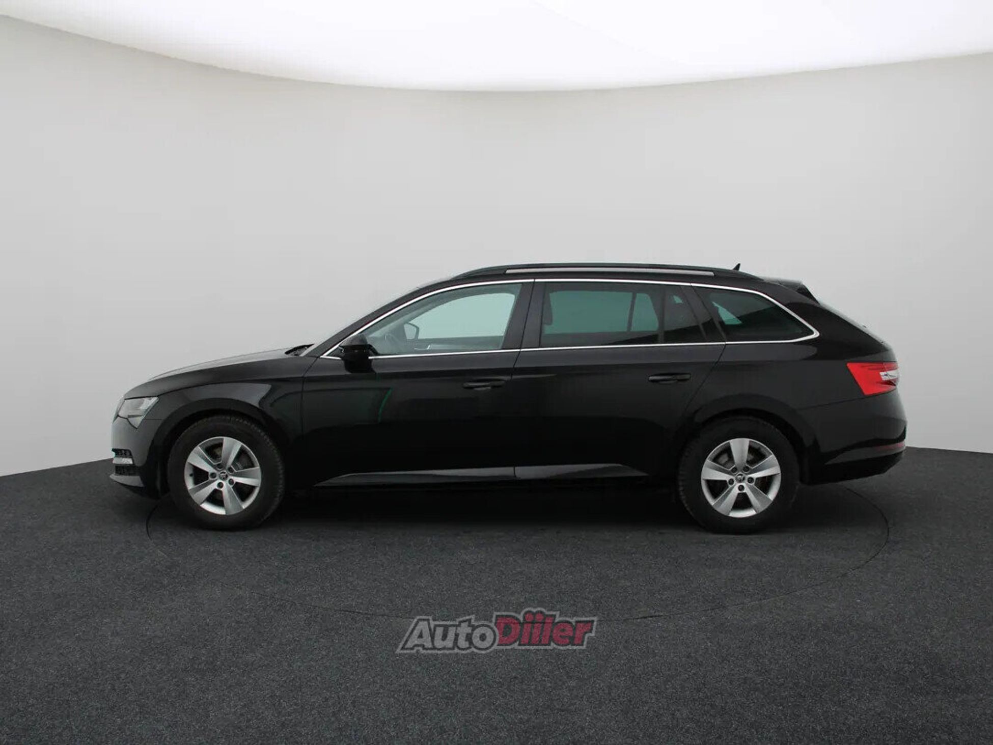 Skoda Superb Style 1.6 88kW 2020, photo 6/10