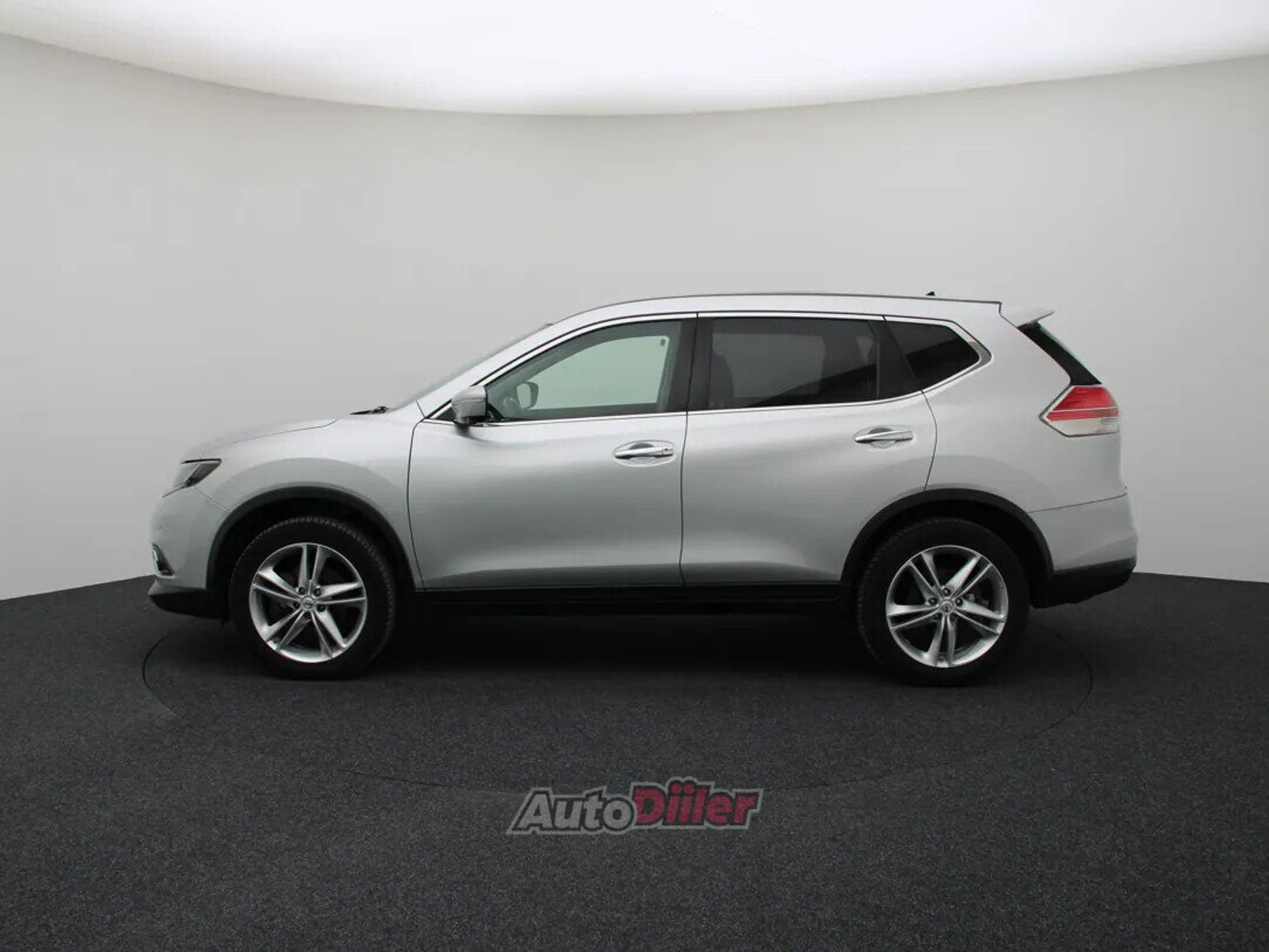 Nissan X-Trail Business 1.6 96kW 2018, photo 6/10