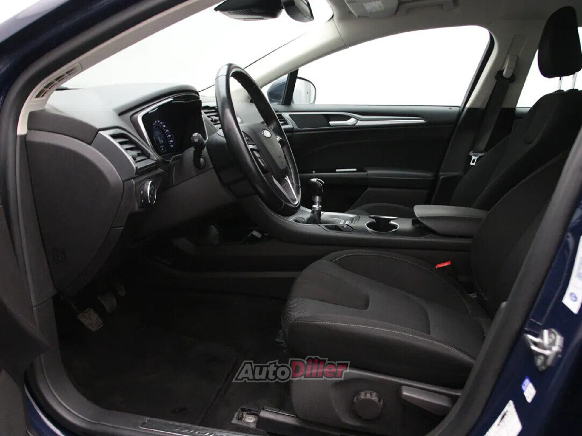Ford Mondeo Titanium 2.0 110kW 2019, kuva 4/10