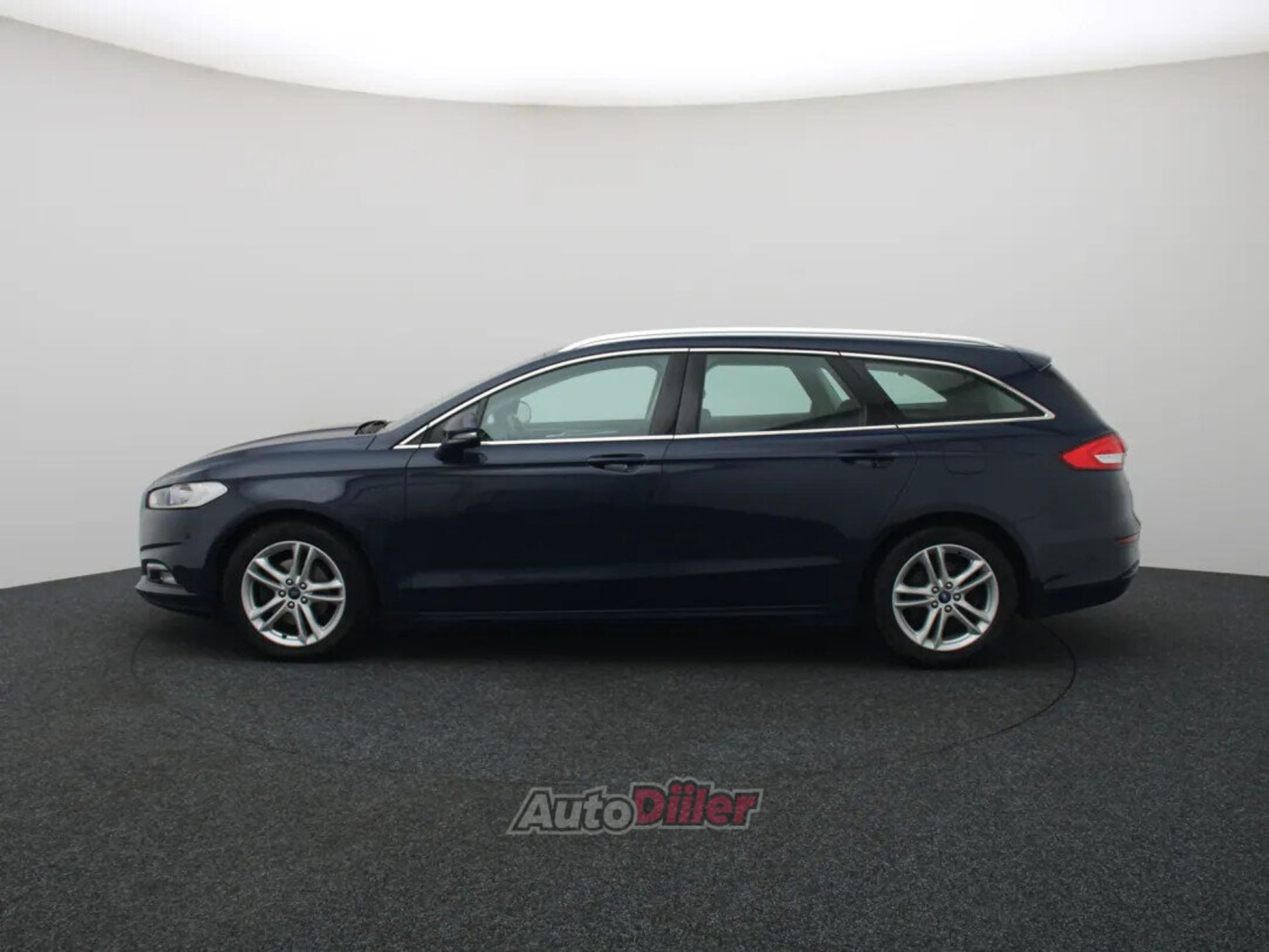 Ford Mondeo Titanium 2.0 110kW 2019, kuva 6/10
