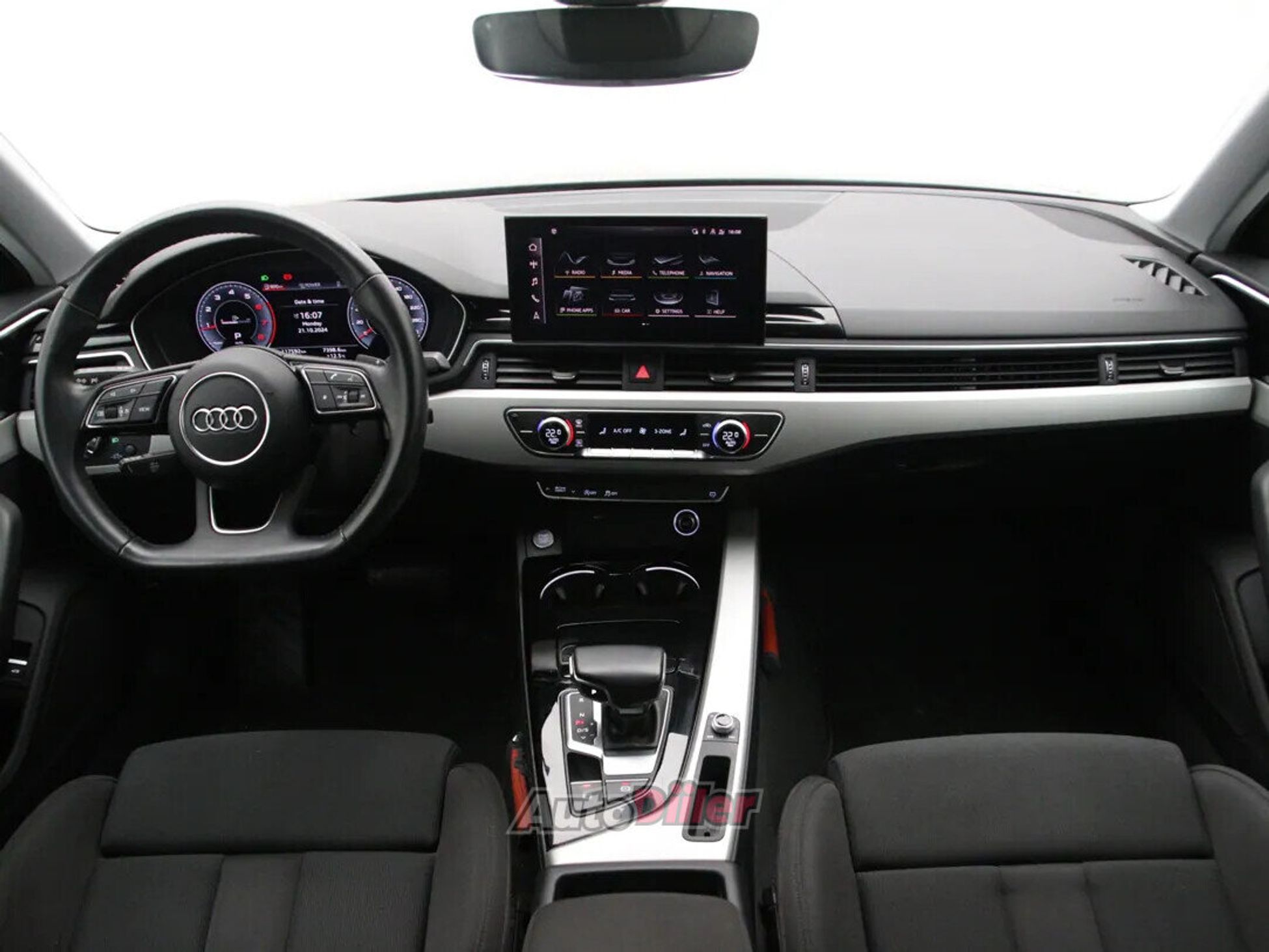 Audi A4 2020, kuva 2/10