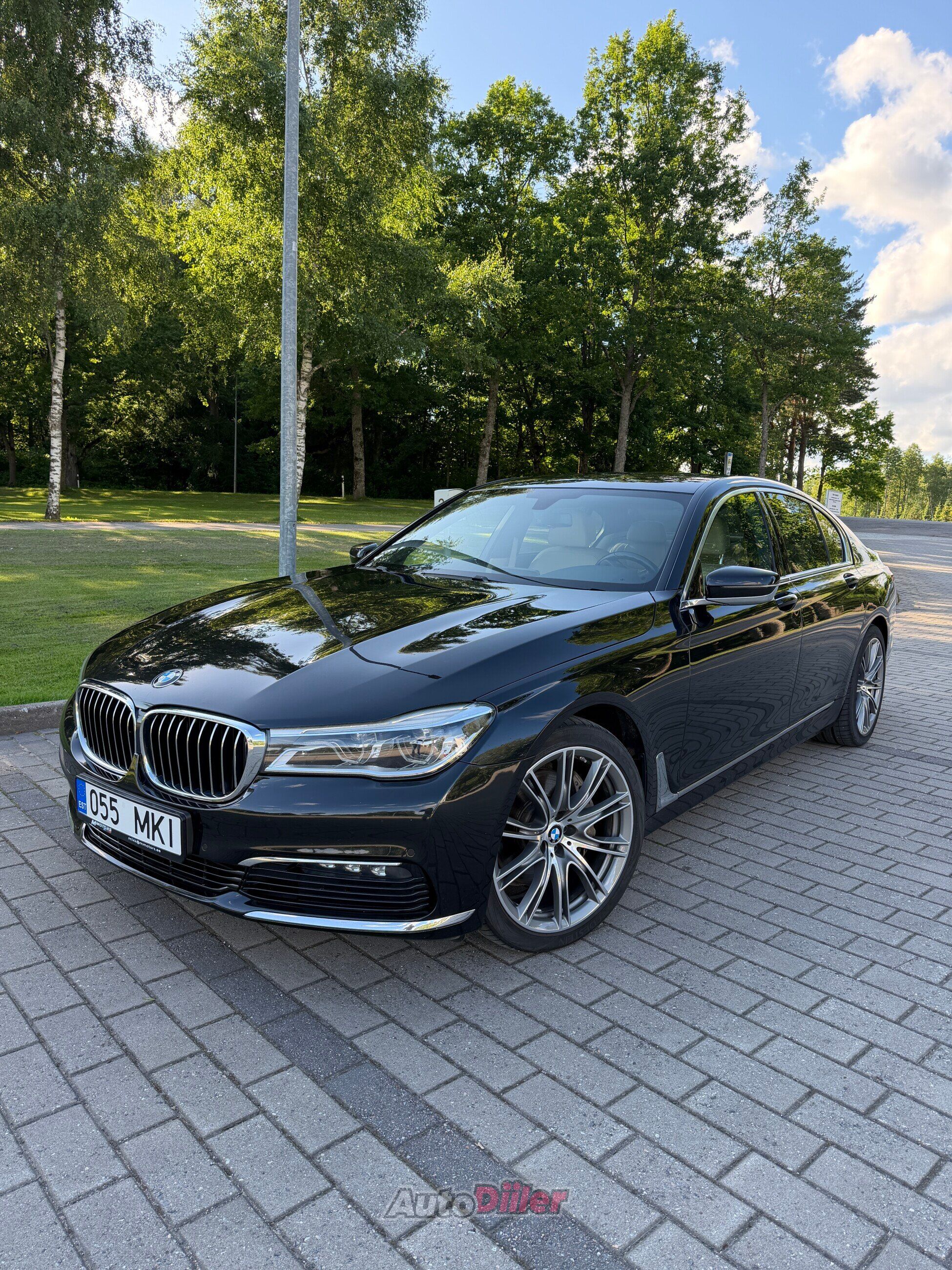 BMW 730