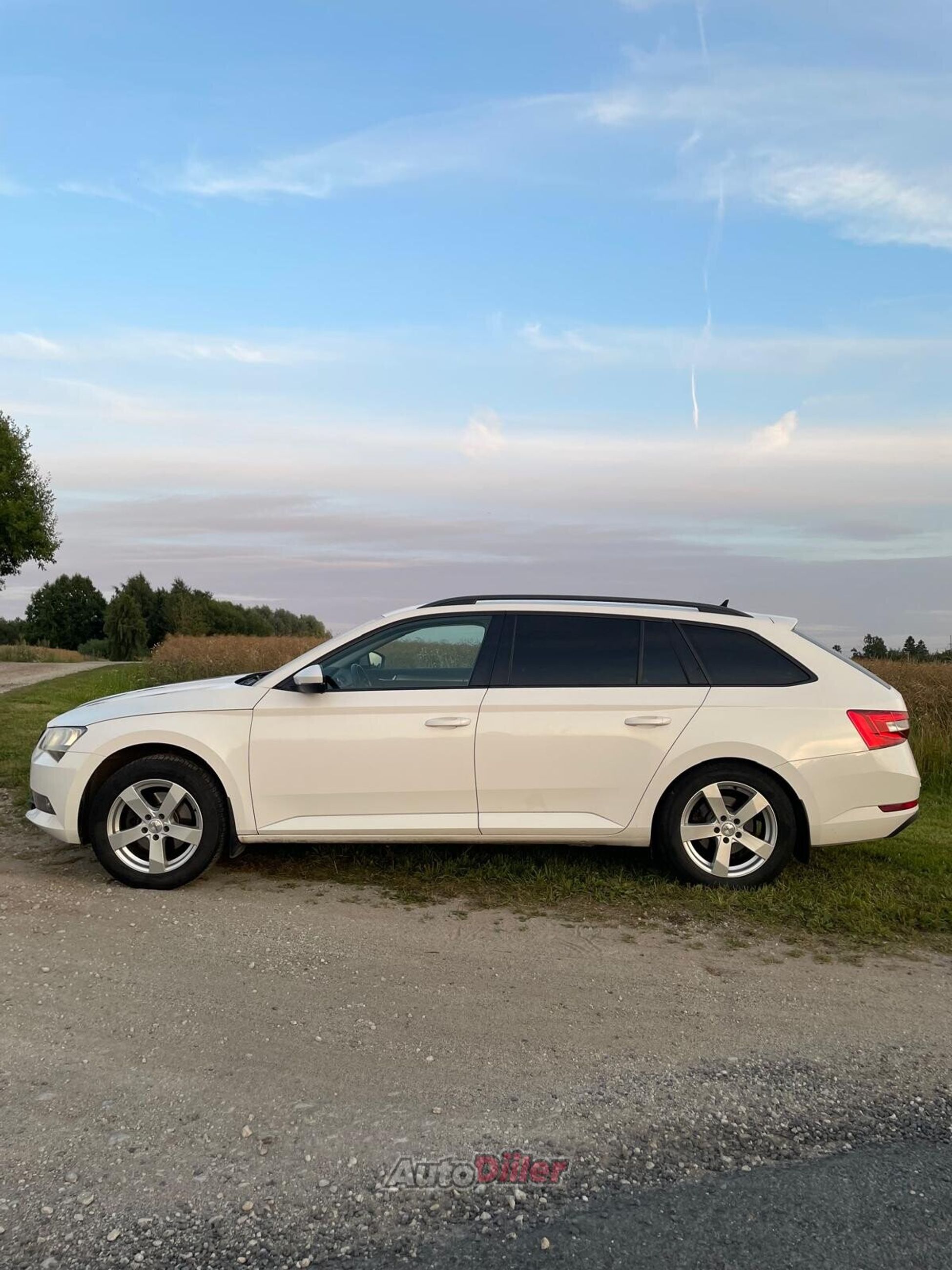 Skoda Superb 1.4 110kW 2017, photo 2/7