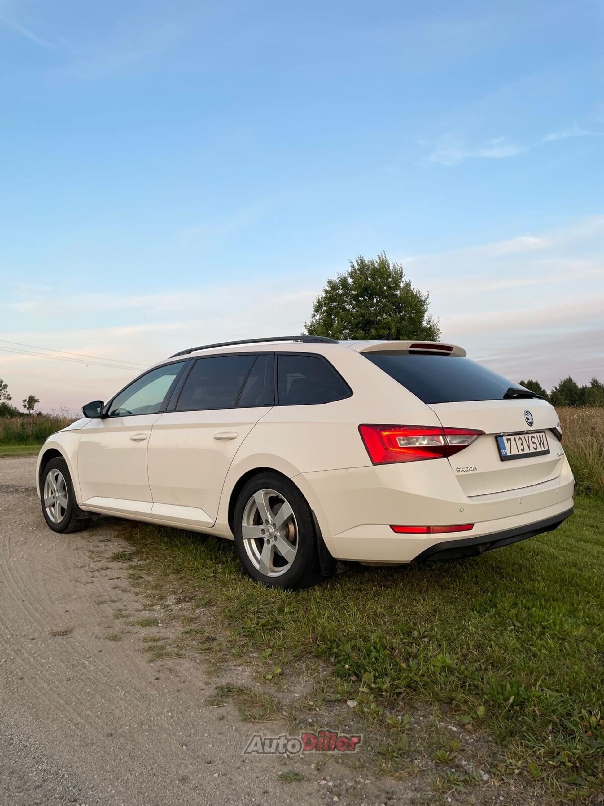 Skoda Superb 1.4 110kW 2017, photo 3/7