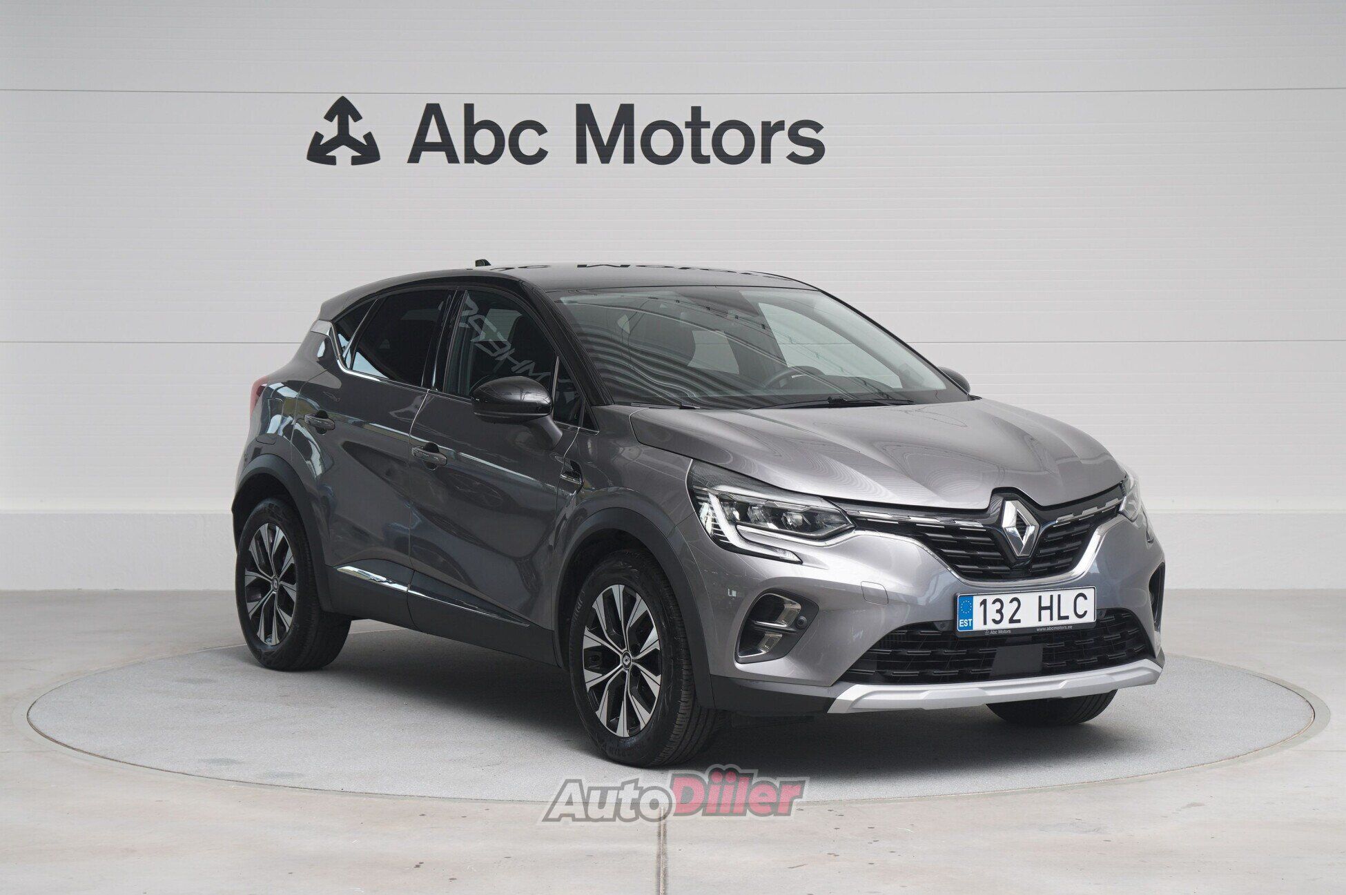 Renault Captur 2023, photo 2/6
