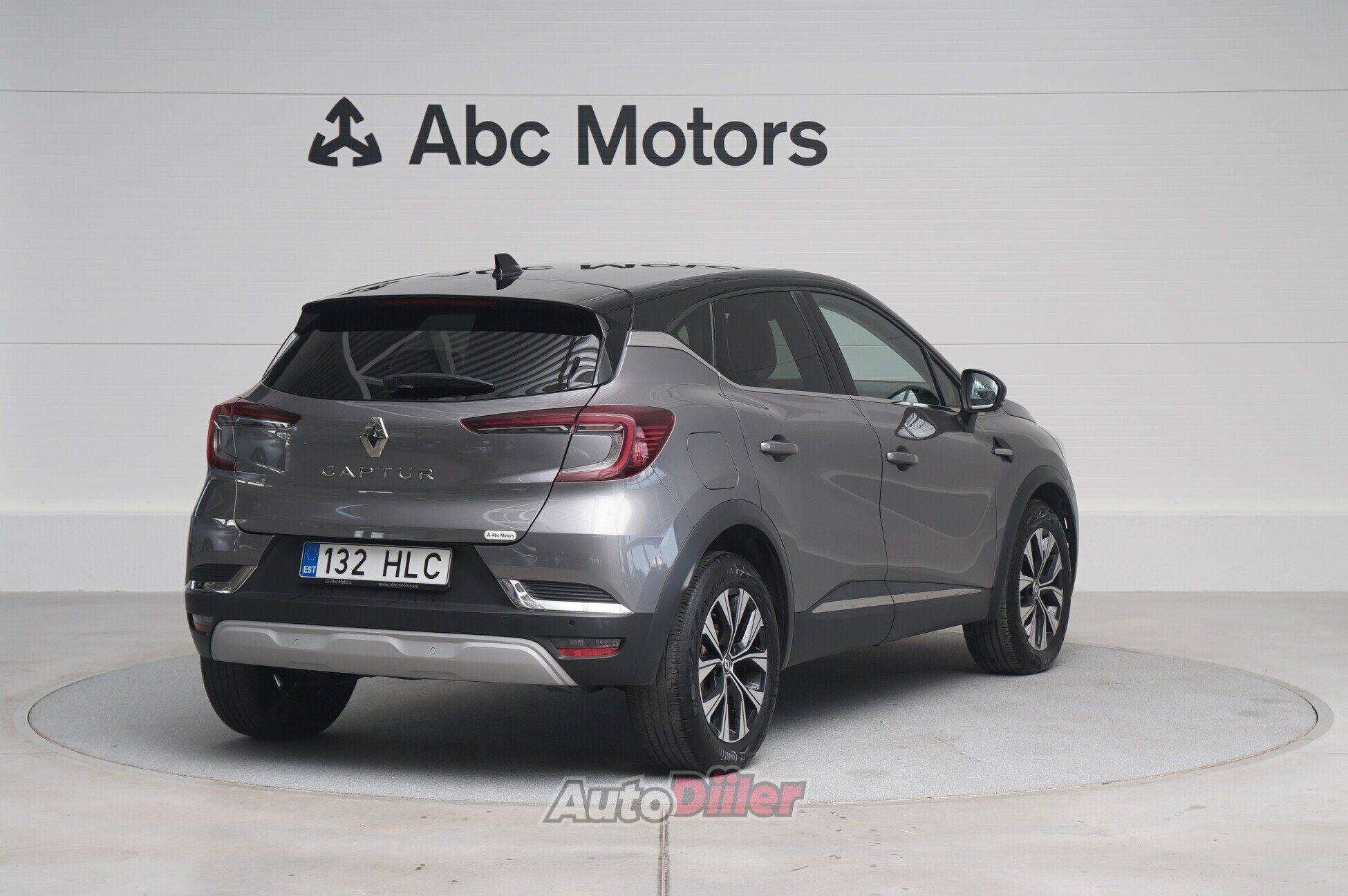 Renault Captur 2023, photo 3/6