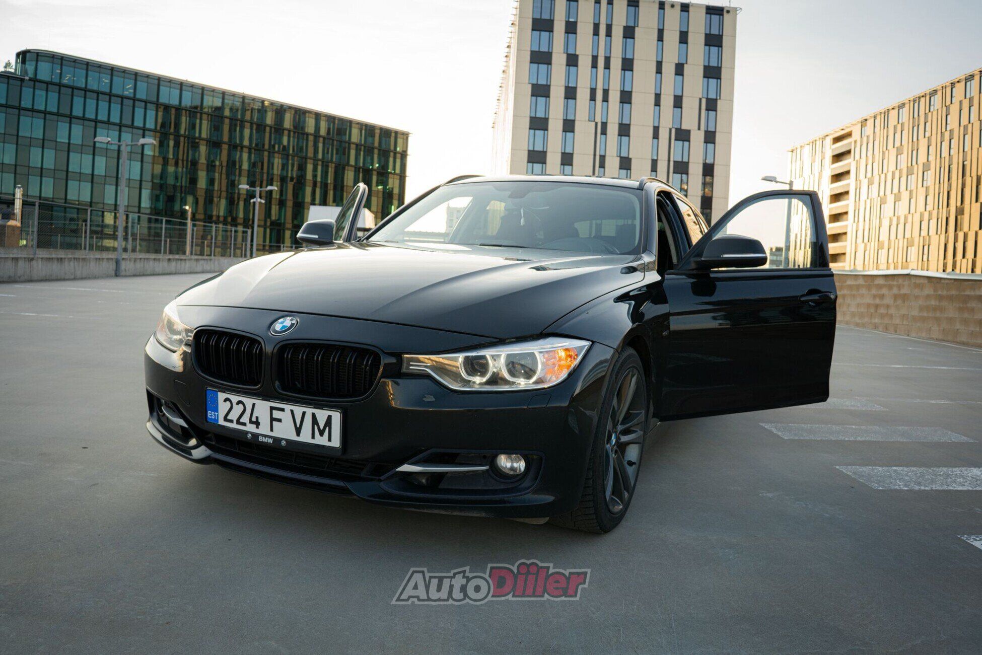 BMW 320 2.0 120kW 2013, photo 4/10