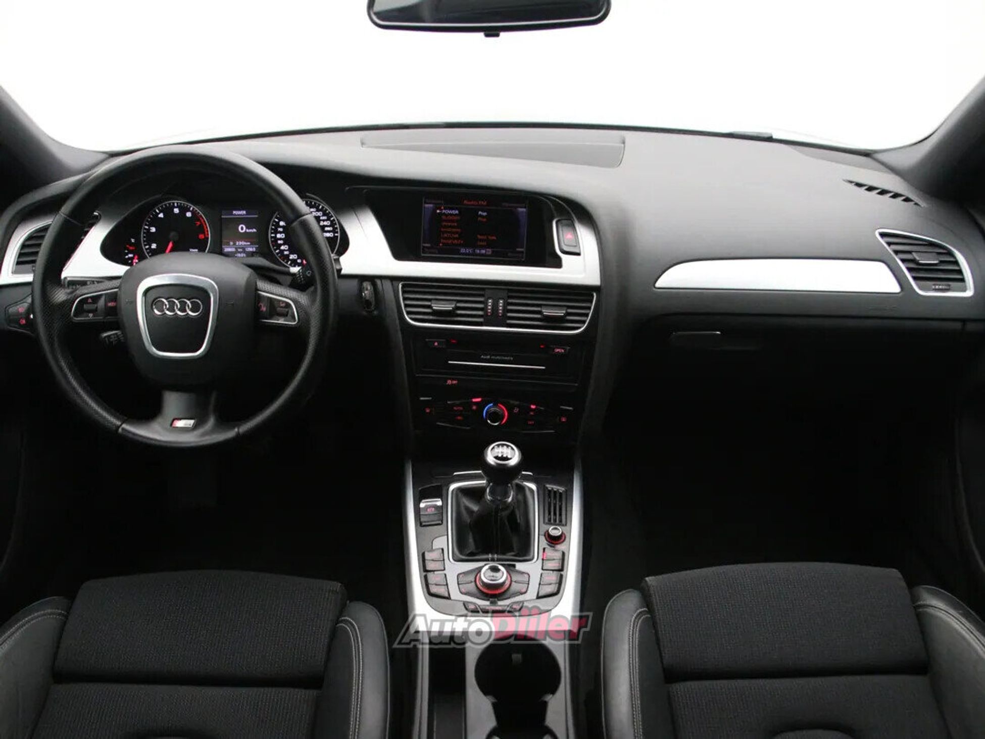 Audi A4 Pro Line S 1.8 88kW 2012, kuva 2/10