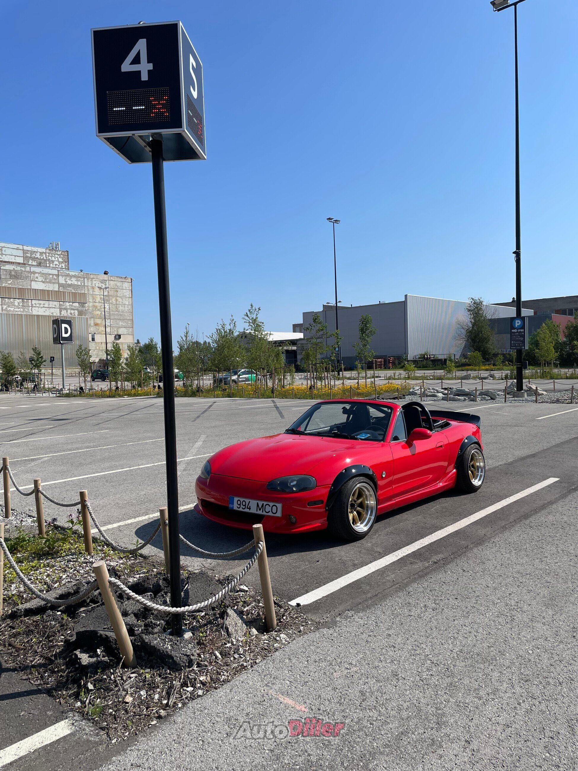 Mazda MX-5 1.8 103kW 2001, photo 2/2