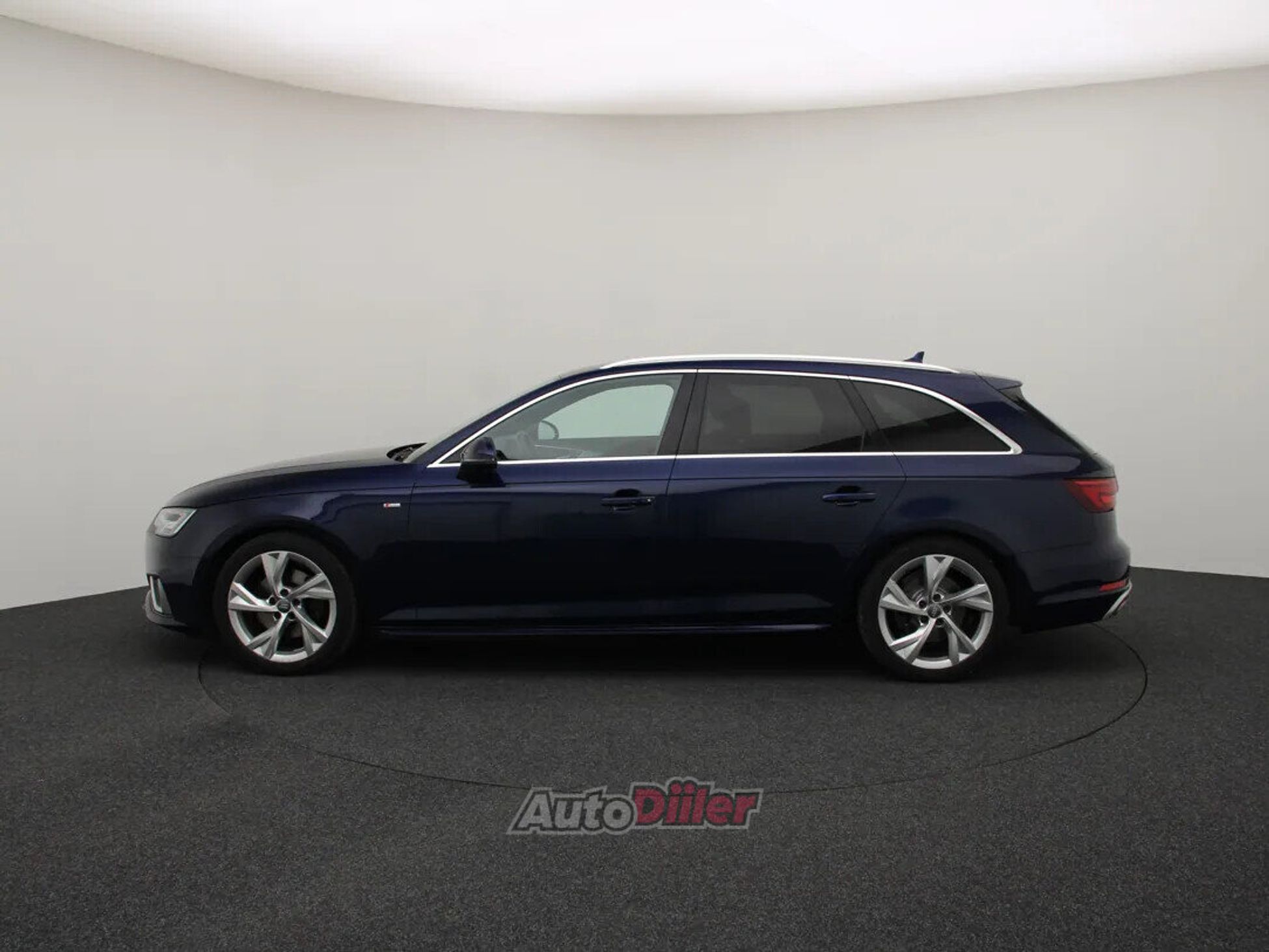 Audi A4 2019, photo 6/10