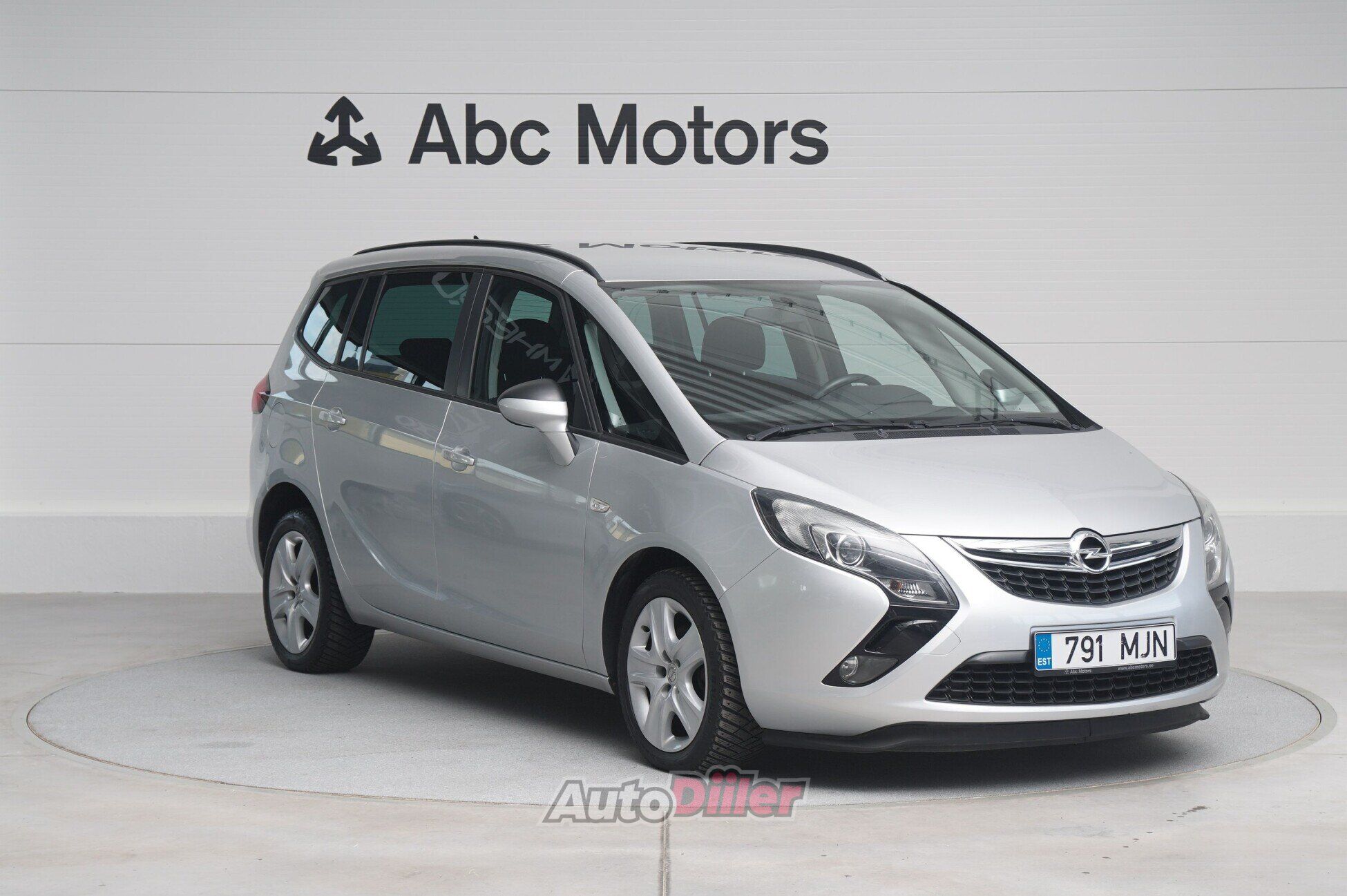 Opel Zafira Tourer Active CNG 1.6 110kW 2014, photo 3/6