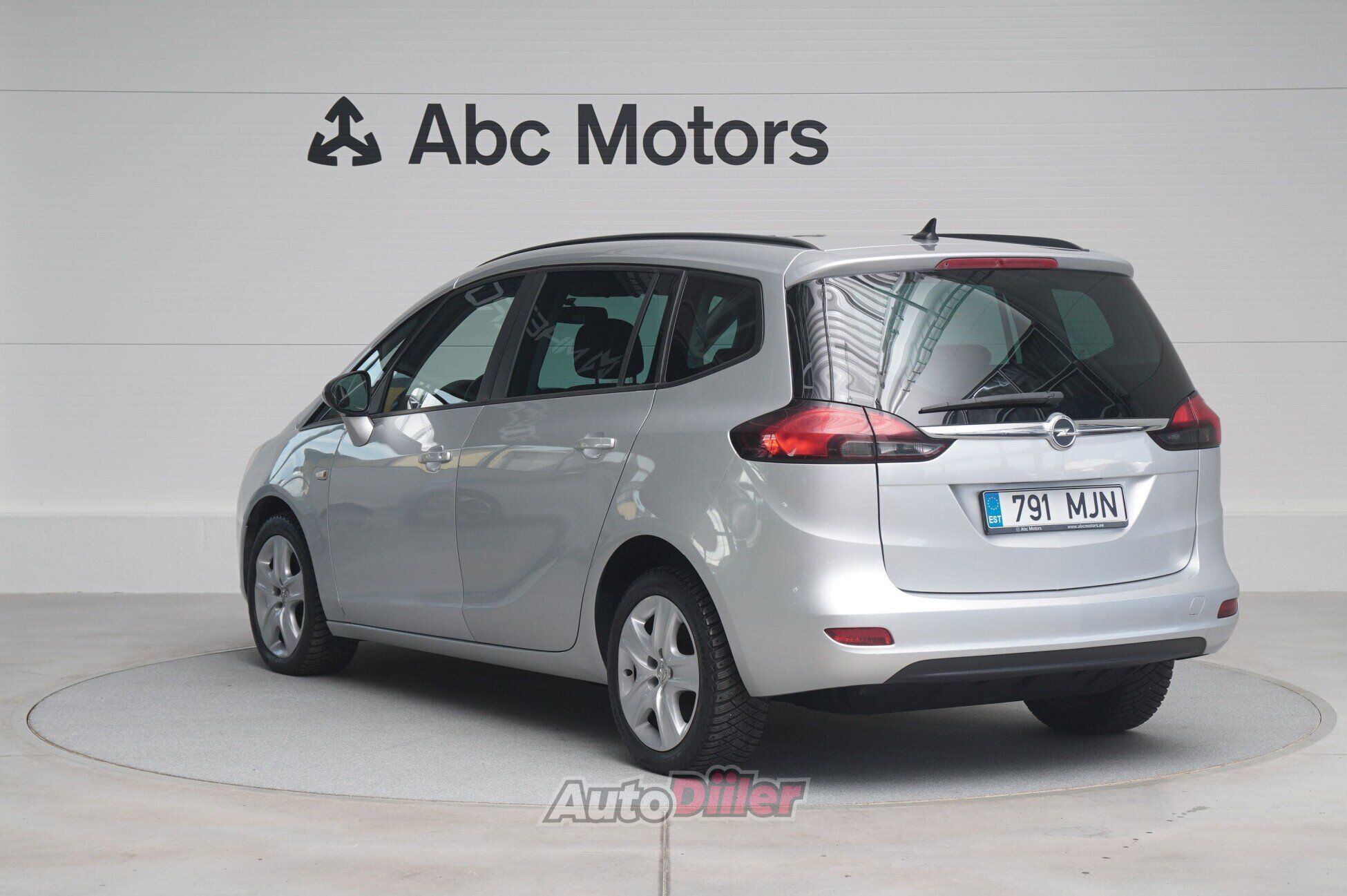 Opel Zafira Tourer Active CNG 1.6 110kW 2014, photo 6/6