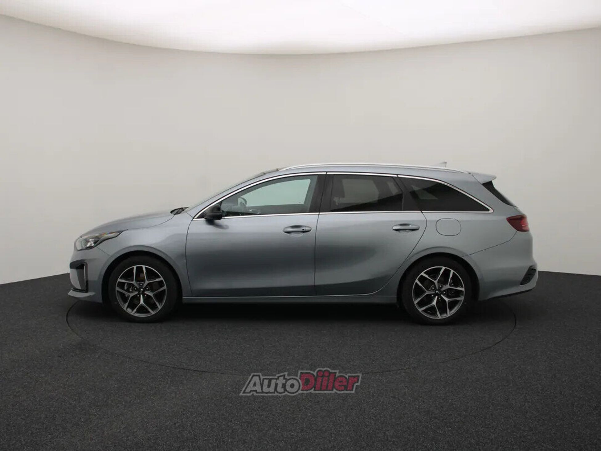 Kia cee'd / Ceed GT LINE 1.6 85kW 2020, kuva 6/10
