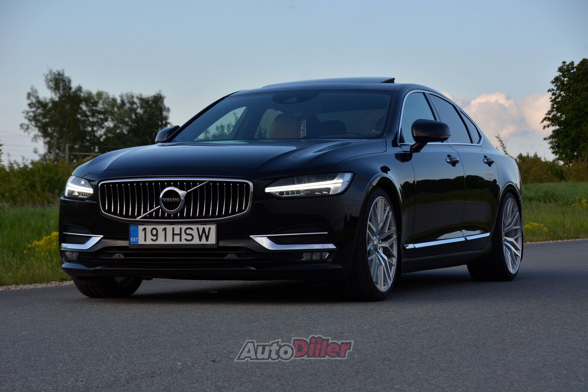 Volvo S90